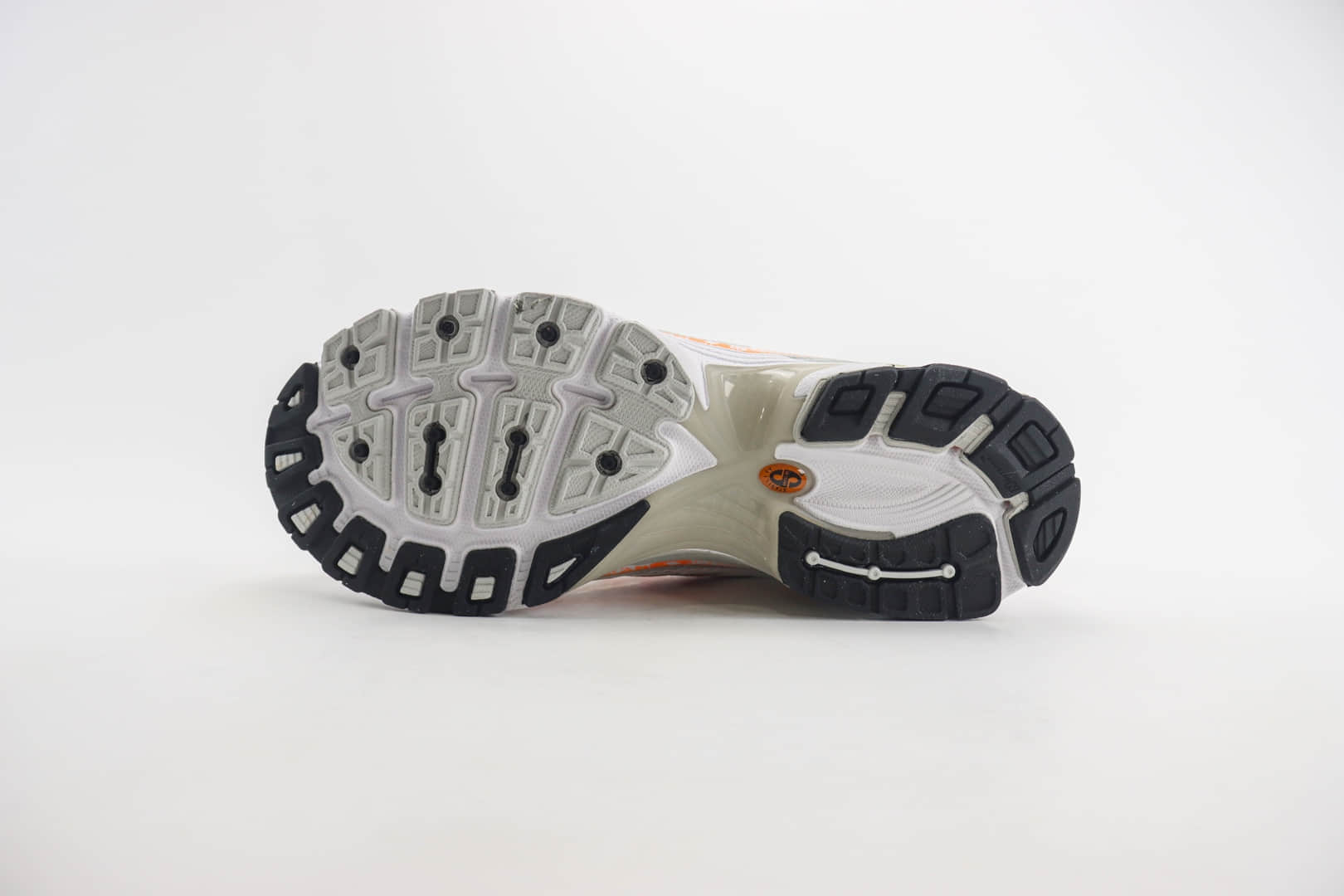 新百伦New Balance 740纯原版本NB740白橙色复古跑鞋 莆田新百伦货源 货号:MR740SE