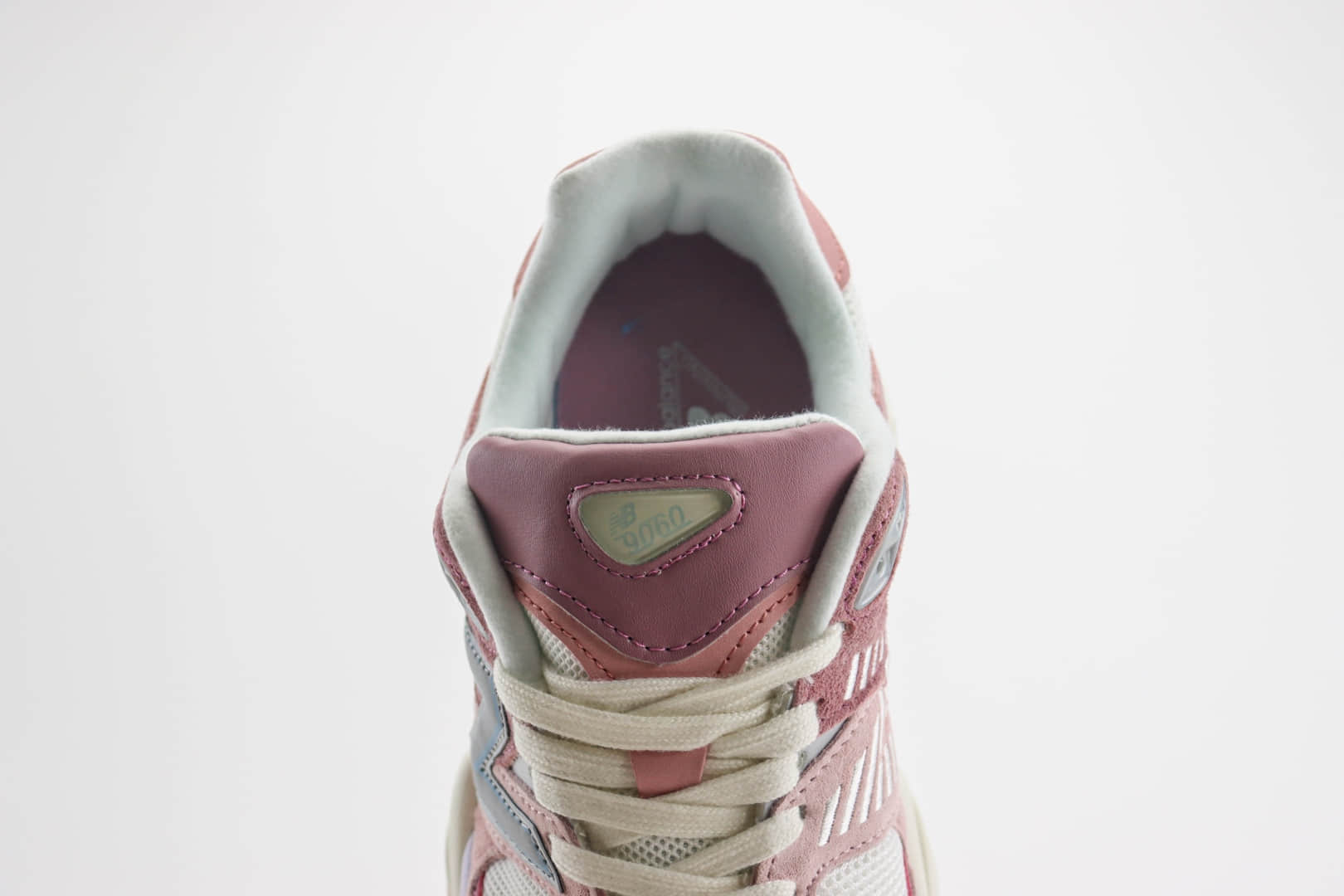 新百伦New Balance 9060纯原版本NB9060米粉色运动慢跑鞋 莆田新百伦代理 货号:U9060FRL