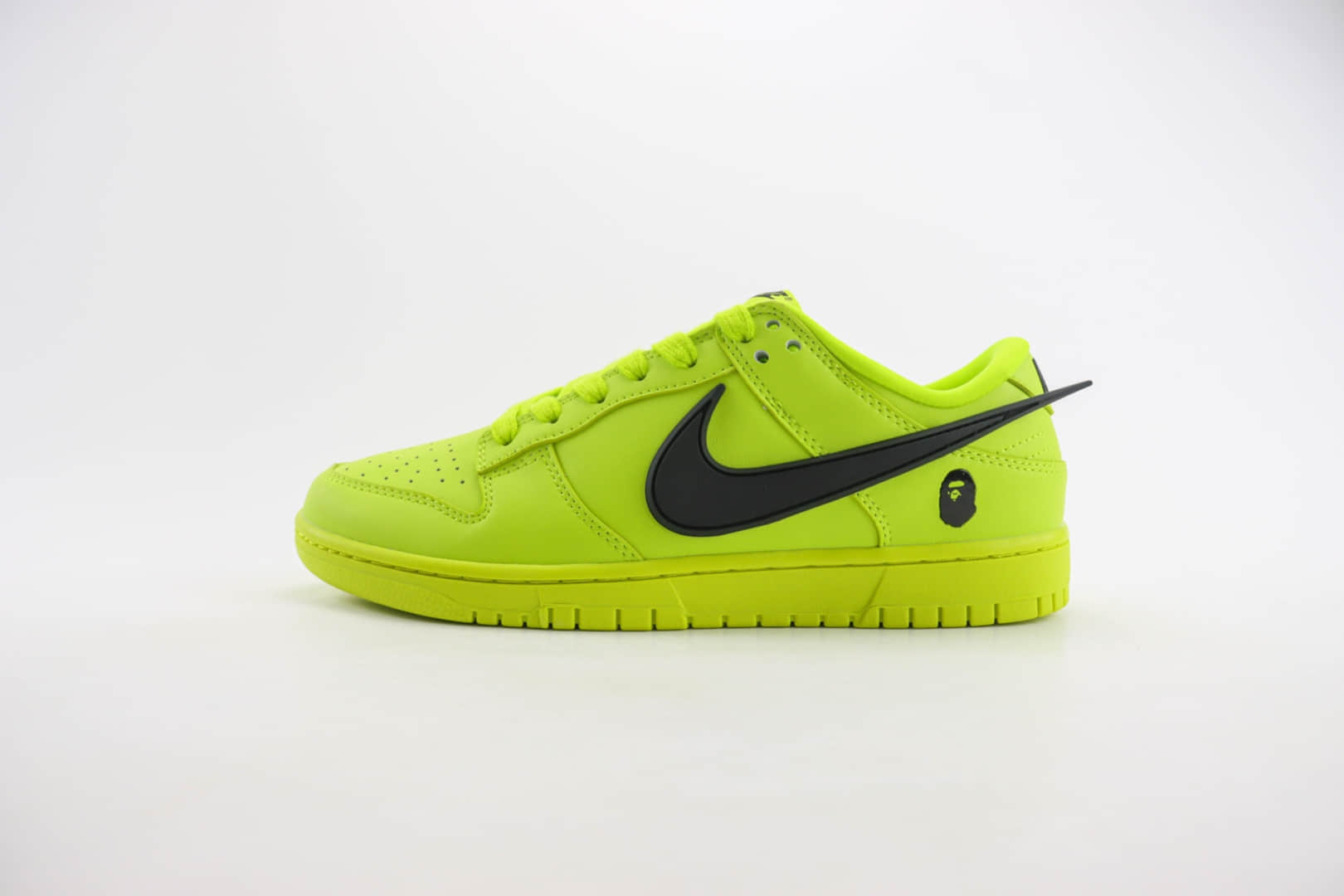 耐克Bape x AMBUSH x Nike SB Dunk Low纯原版本猿人头三方联名SB Dunk荧光绿立体飞钩板鞋 莆田耐克工厂 货号：XX2025-331