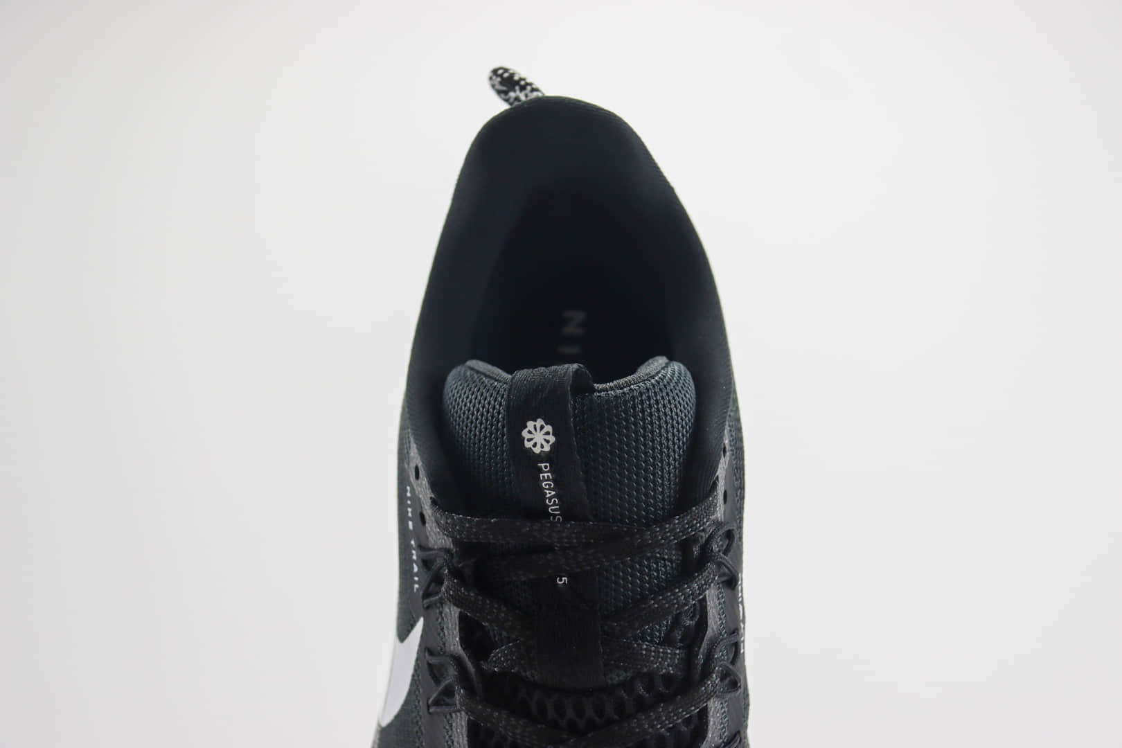 耐克Nike Reactx Pegasus Trail 5纯原版本越野5代黑白跑步鞋 莆田耐克货源 货号：DV3864-001