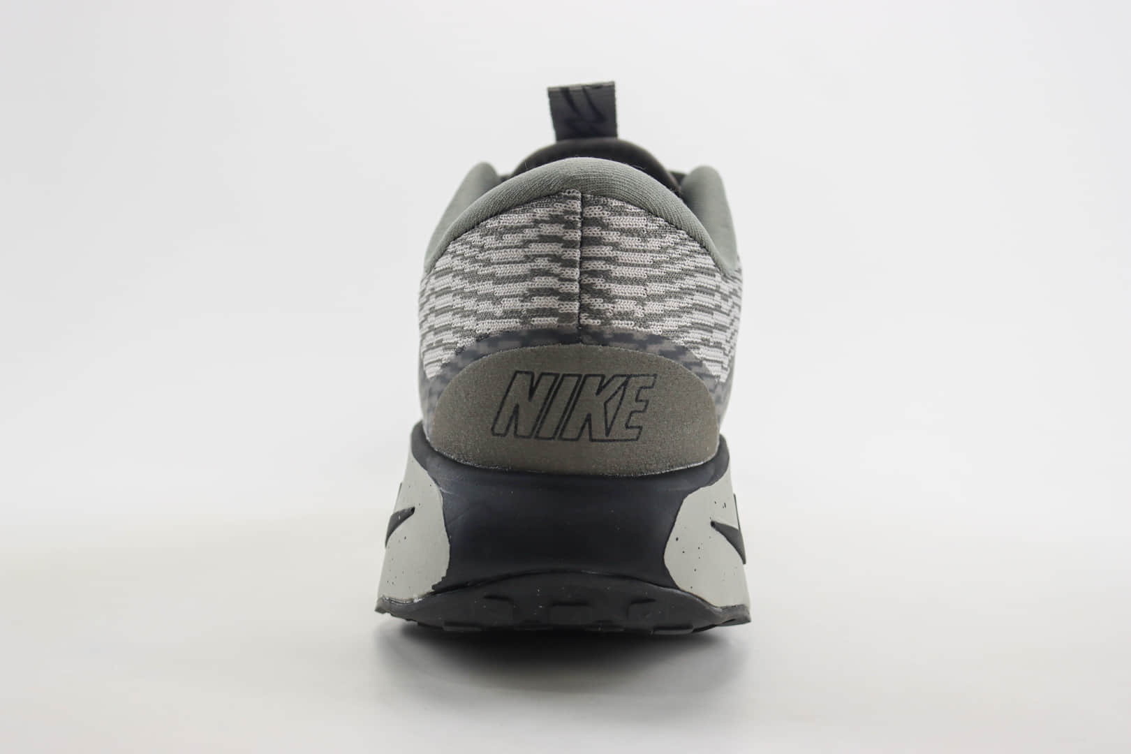 耐克Nike Motiva纯原版本灰色波浪缓震跑鞋 莆田复刻鞋货源 货号：DV1237-002