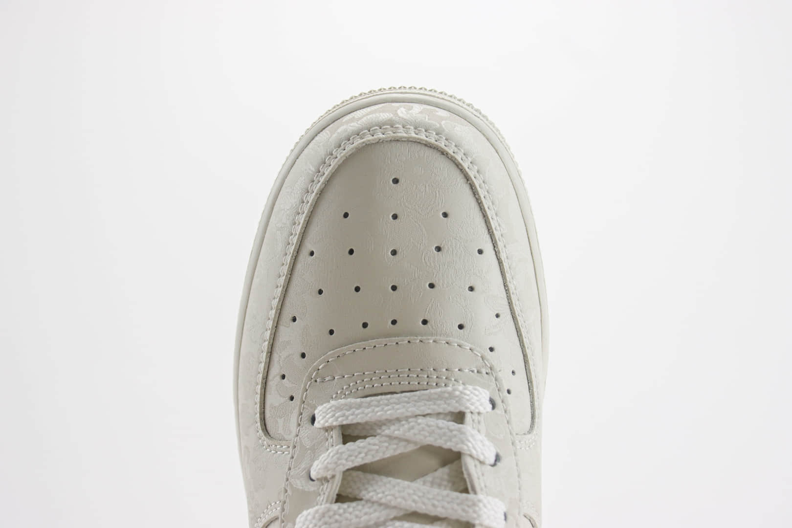 耐克Nike Air Force 1纯原版本空军一号AF1白灰银板鞋 莆田耐克代理 货号:AF2406-110