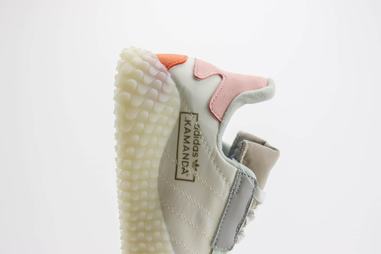 阿迪达斯adidas Originals Country Kamanda卡曼达白灰红绿章鱼卷训练鞋 莆田复刻鞋货源 货号：FV3162