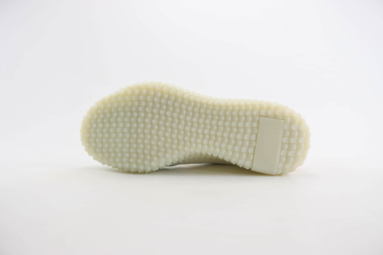 阿迪达斯adidas Originals Country Kamanda卡曼达白灰红绿章鱼卷训练鞋 莆田复刻鞋货源 货号：FV3162