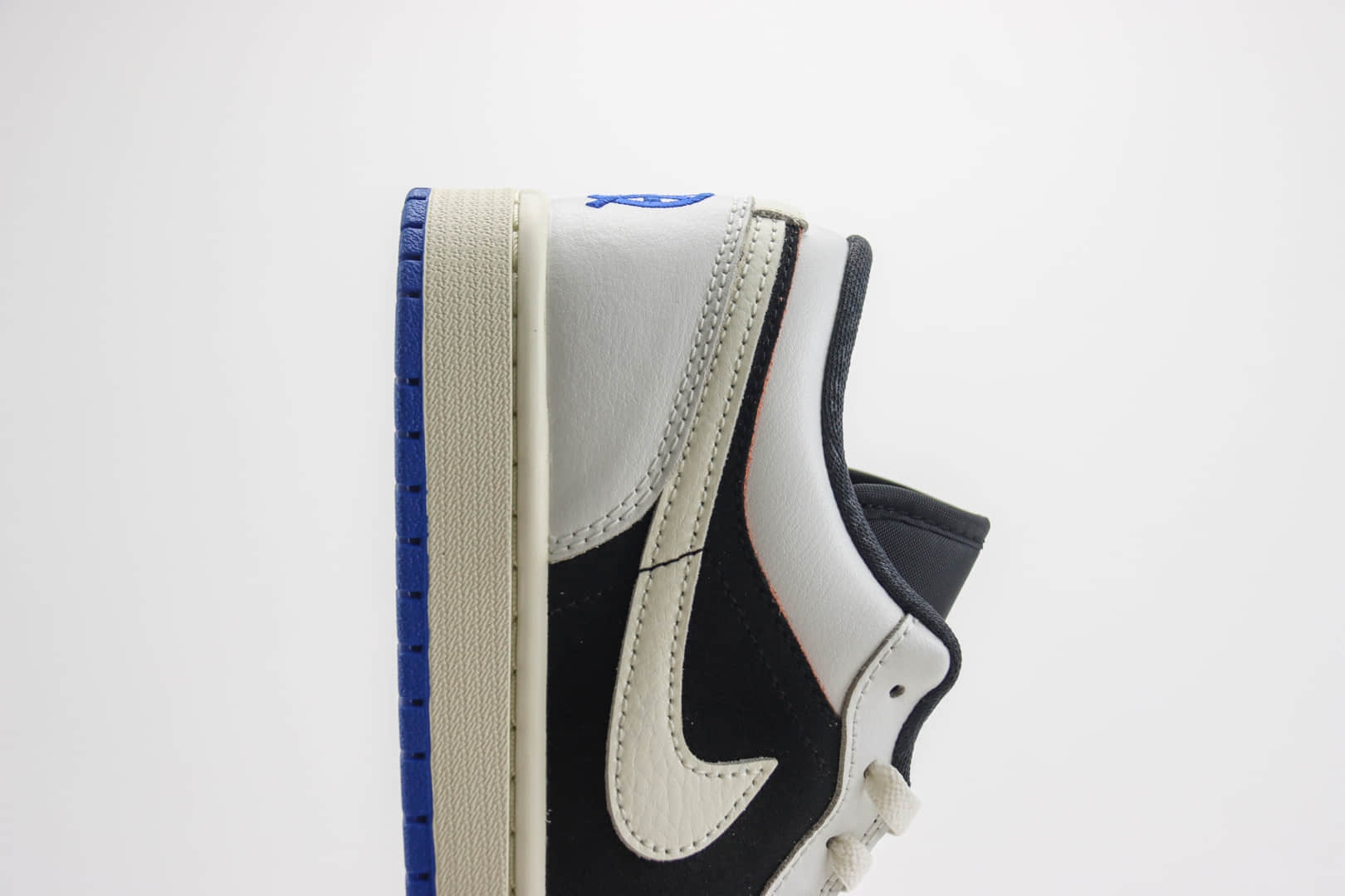 乔丹Air Jordan 1 Low “Quai 54”纯原版本低帮AJ1黑白蓝篮球鞋 莆田AJ货源 货号:HQ0764-001
