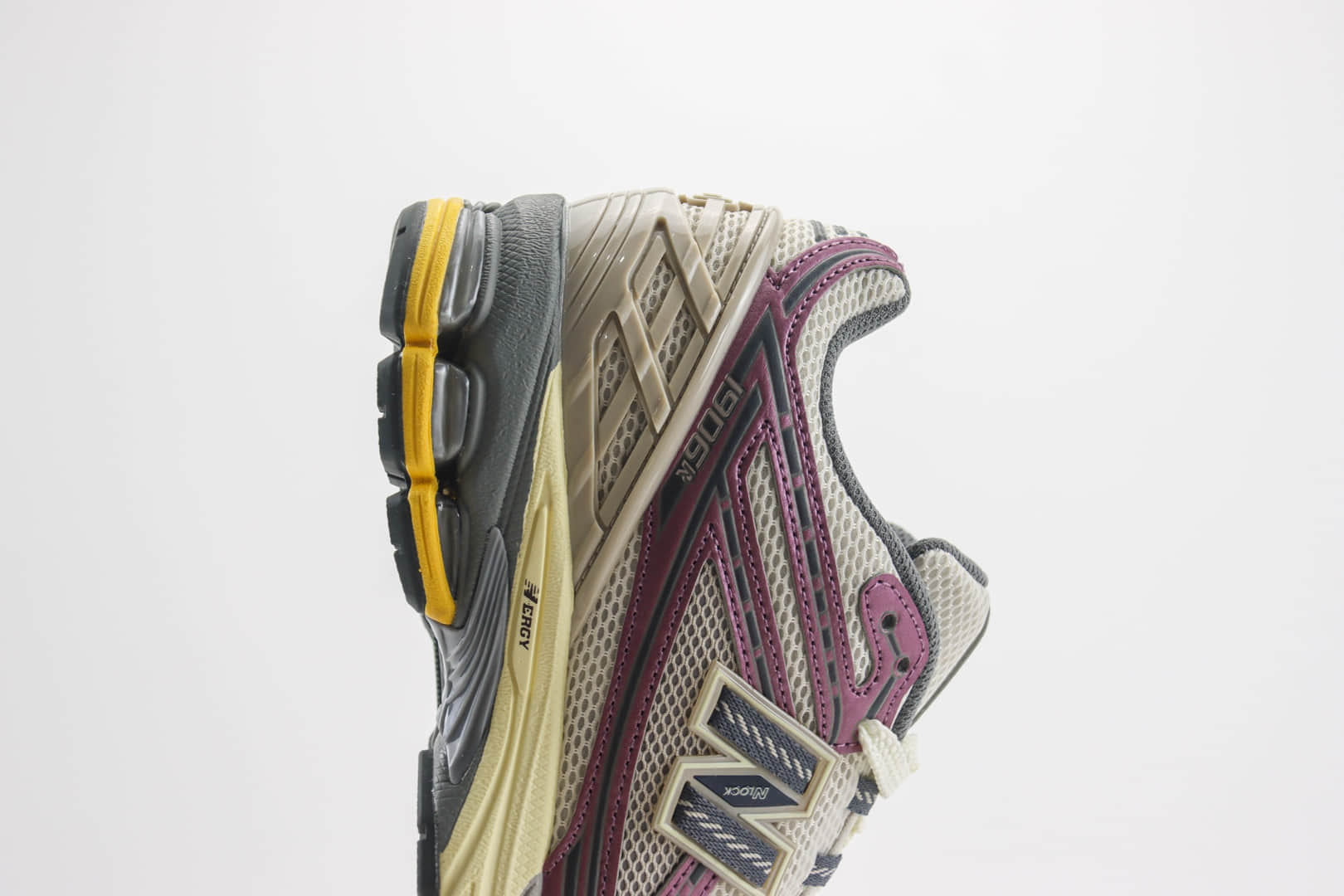 新百伦New Balance 1906纯原版本米灰紫NB1906复古老爹鞋 莆田新百伦工厂 货号:M1906RRA