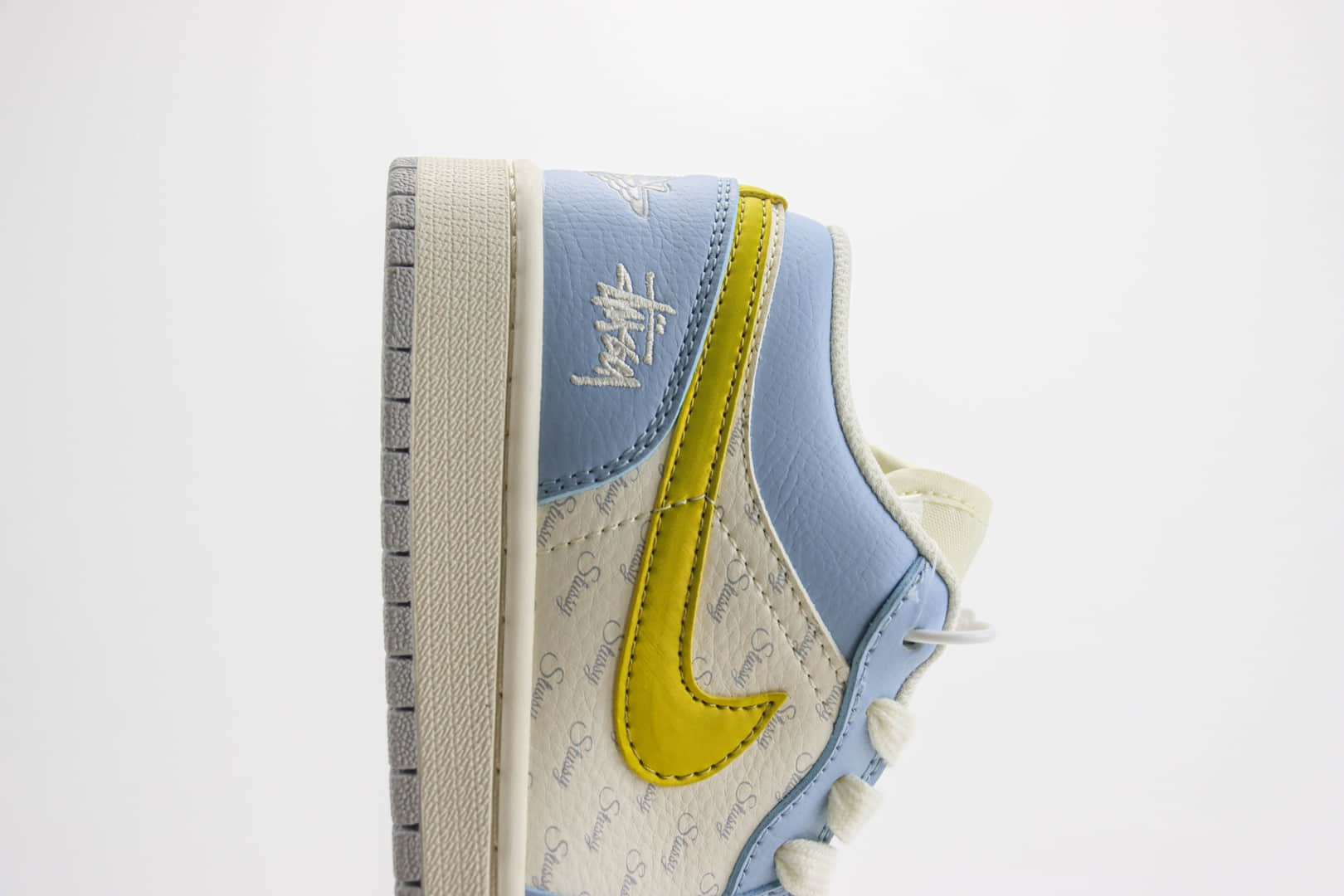 乔丹Stussy x Air Jordan 1 Low纯原版本斯图西AJ1联名白蓝黄板鞋 莆田AJ工厂 货号：WG8850-007