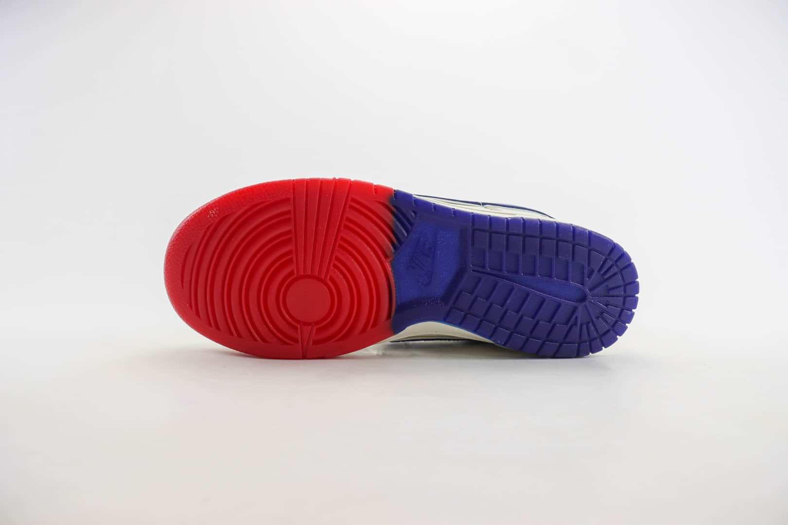 耐克Nike SB Dunk Low纯原版本低帮SB Dunk巴黎奥运限定板鞋 莆田复刻鞋货源 货号：JH8310-951