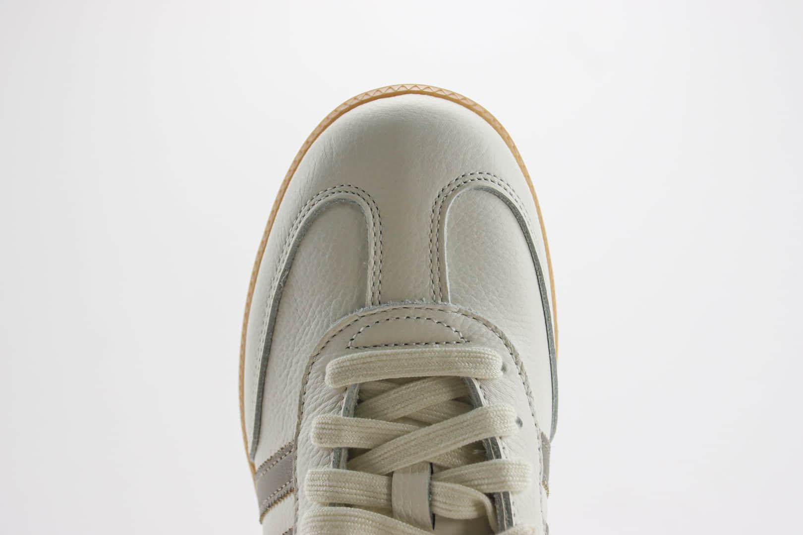 阿迪达斯adidas Originals Samba OG纯原版本白铜银生胶桑巴板鞋 莆田阿迪达斯工厂 货号：IG1964