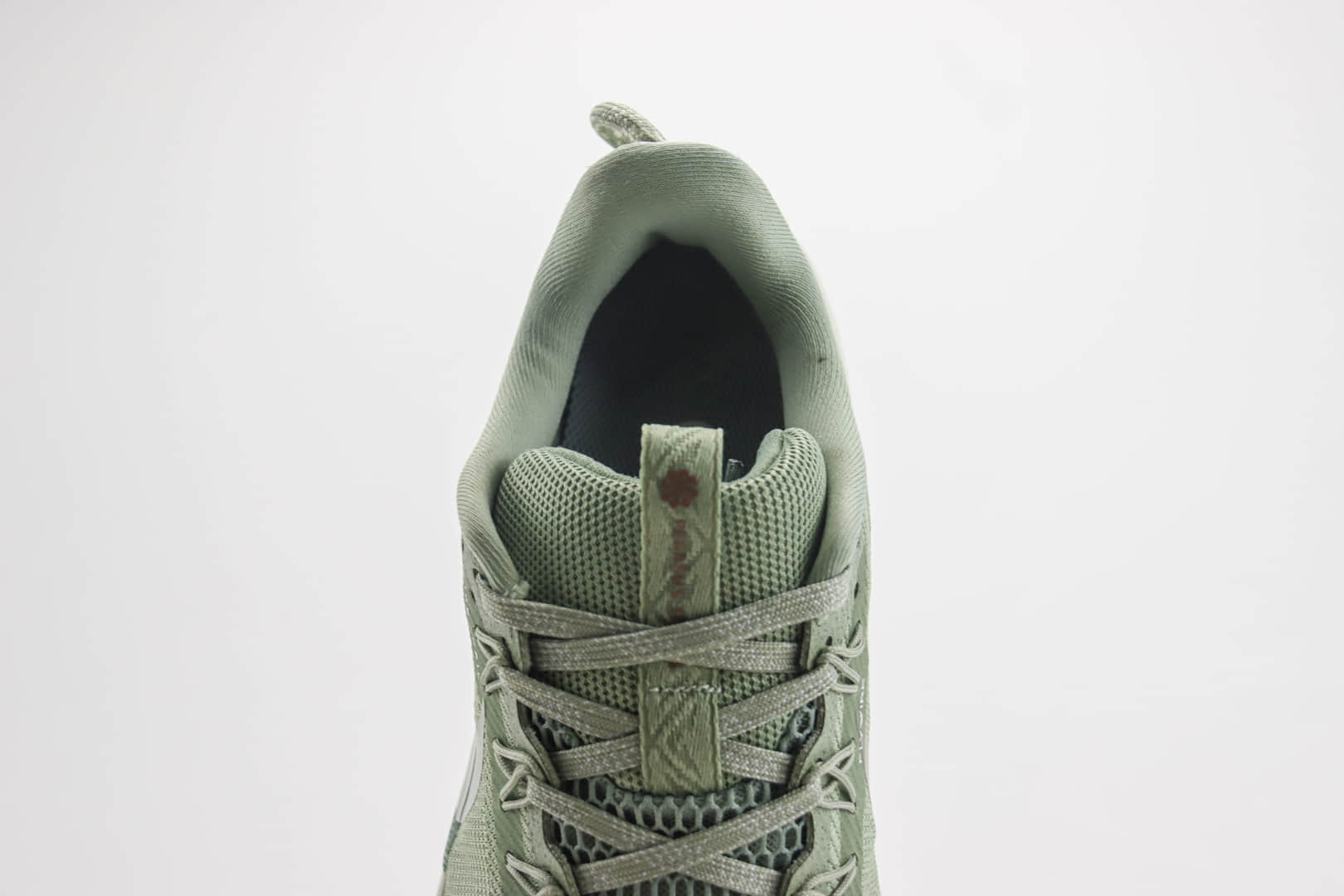 耐克Nike Pegasus Reactx TRAIL 5越野5代慢跑鞋 莆田耐克跑鞋代理 货号：DV3864-304