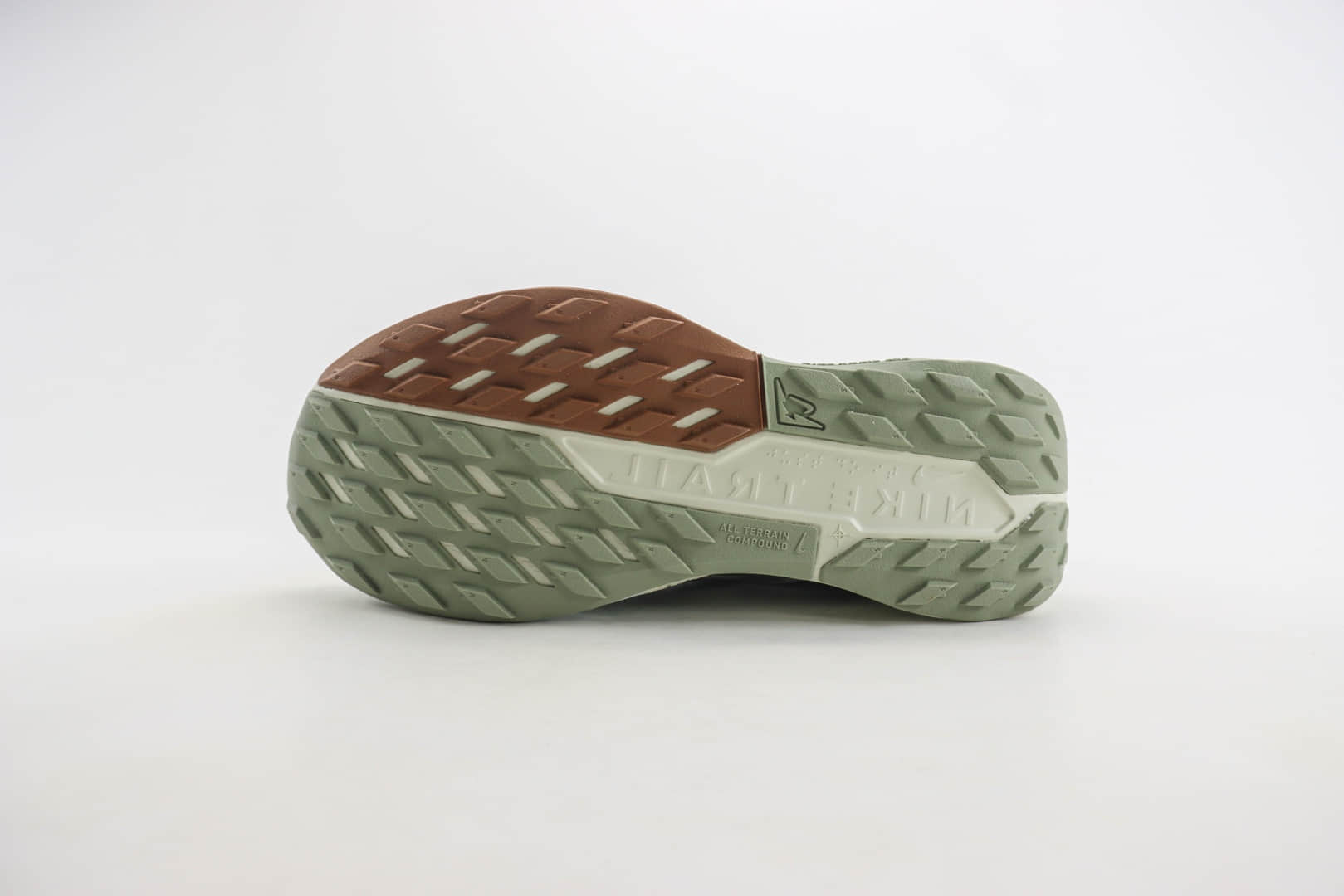 耐克Nike Pegasus Reactx TRAIL 5越野5代慢跑鞋 莆田耐克跑鞋代理 货号：DV3864-304