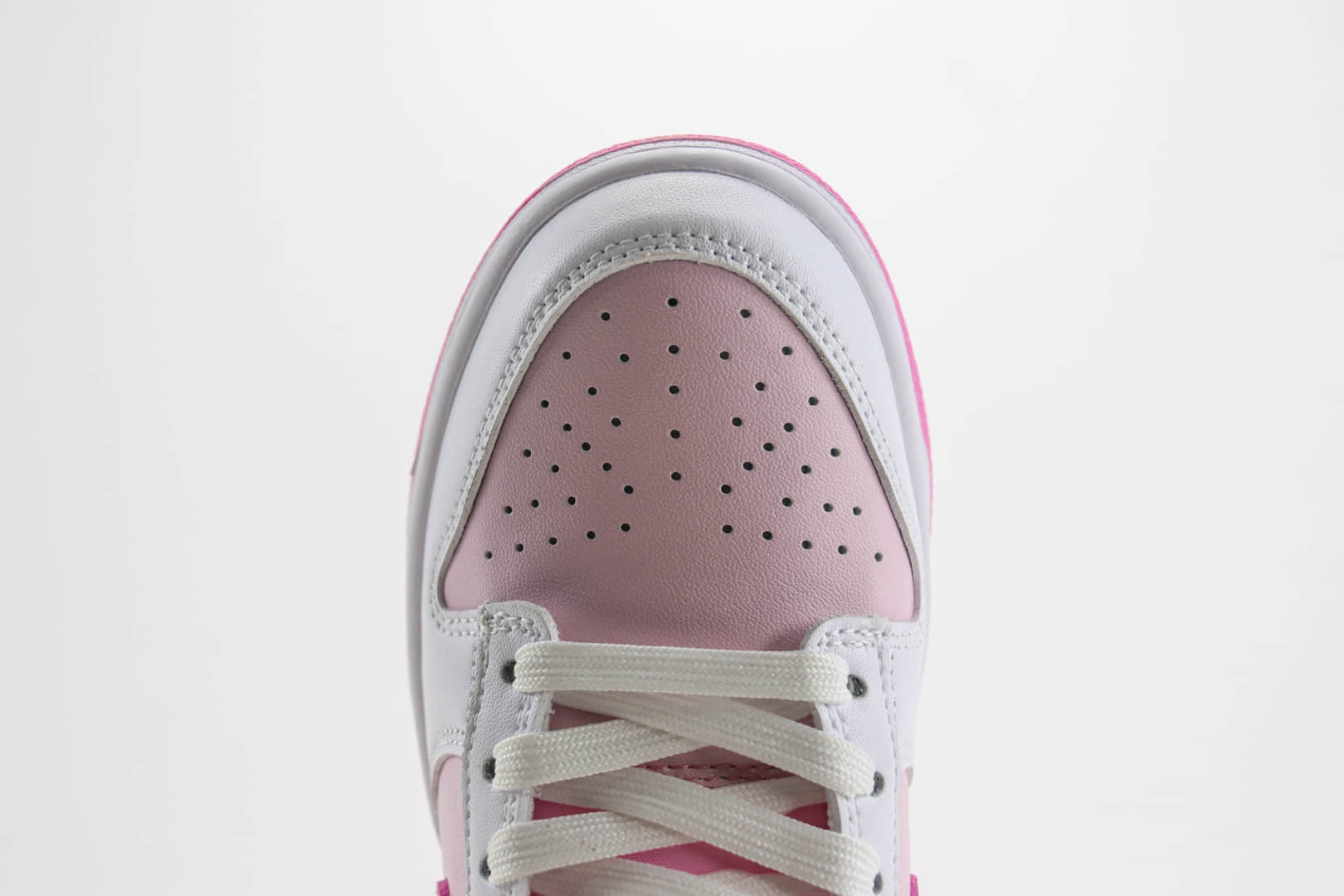 耐克Nike SB Dunk Low纯原版本粉白SB Dunk情人节低帮板鞋 莆田复刻鞋货源 货号:HQ1181-661