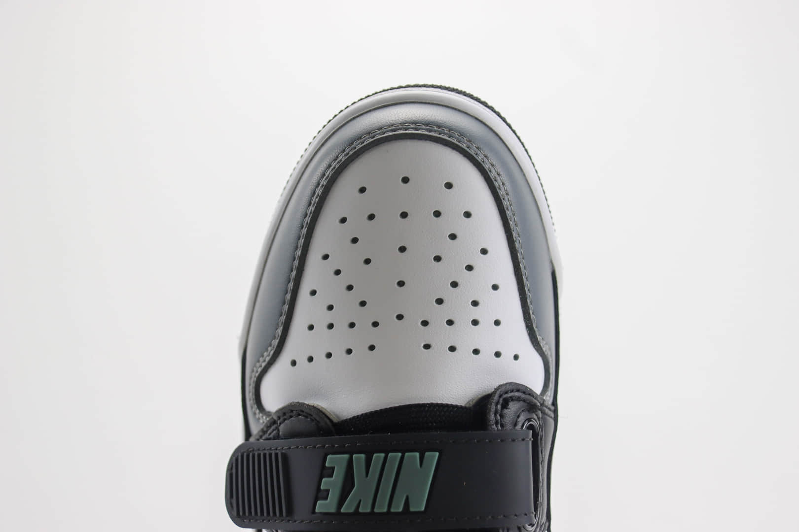 乔丹Air Jordan Legacy 312 Low纯原版本黑白绿AJ312三合一篮球鞋 莆田AJ货源 货号：CD7069-131