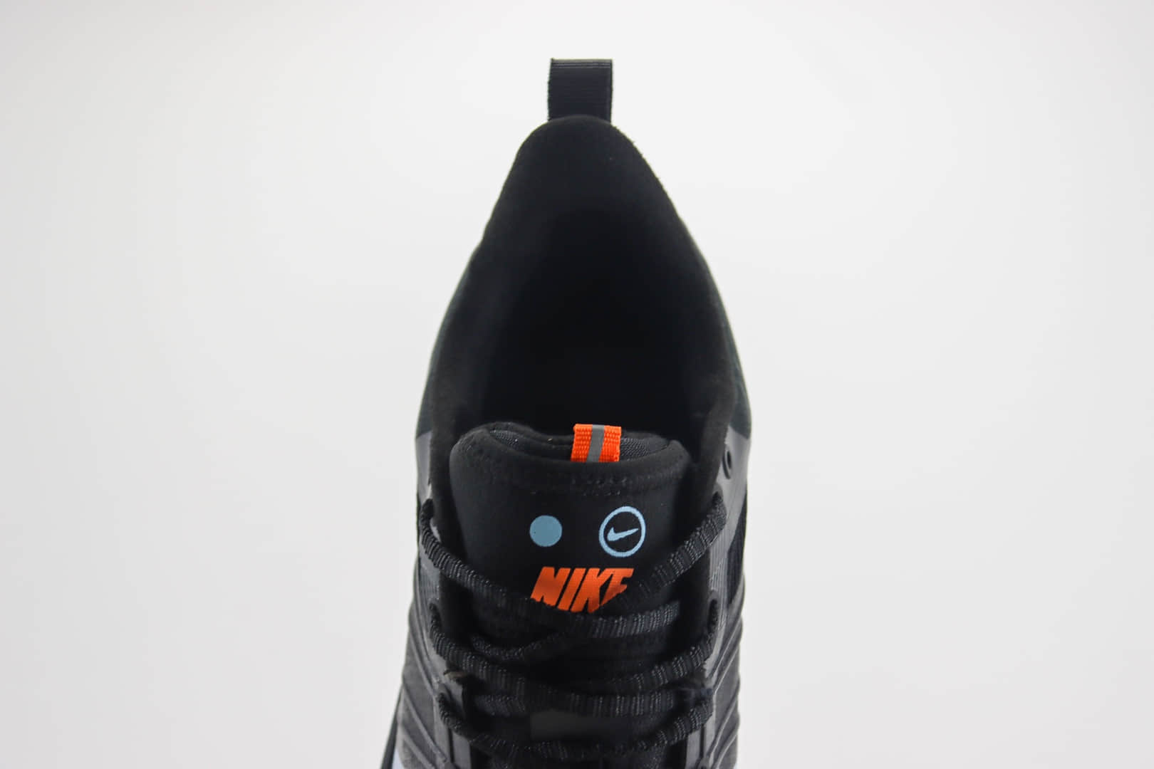 耐克Nike Runar Roam纯原版本露娜黑橙色轻量跑鞋 莆田耐克代理 货号：HJ8999-001