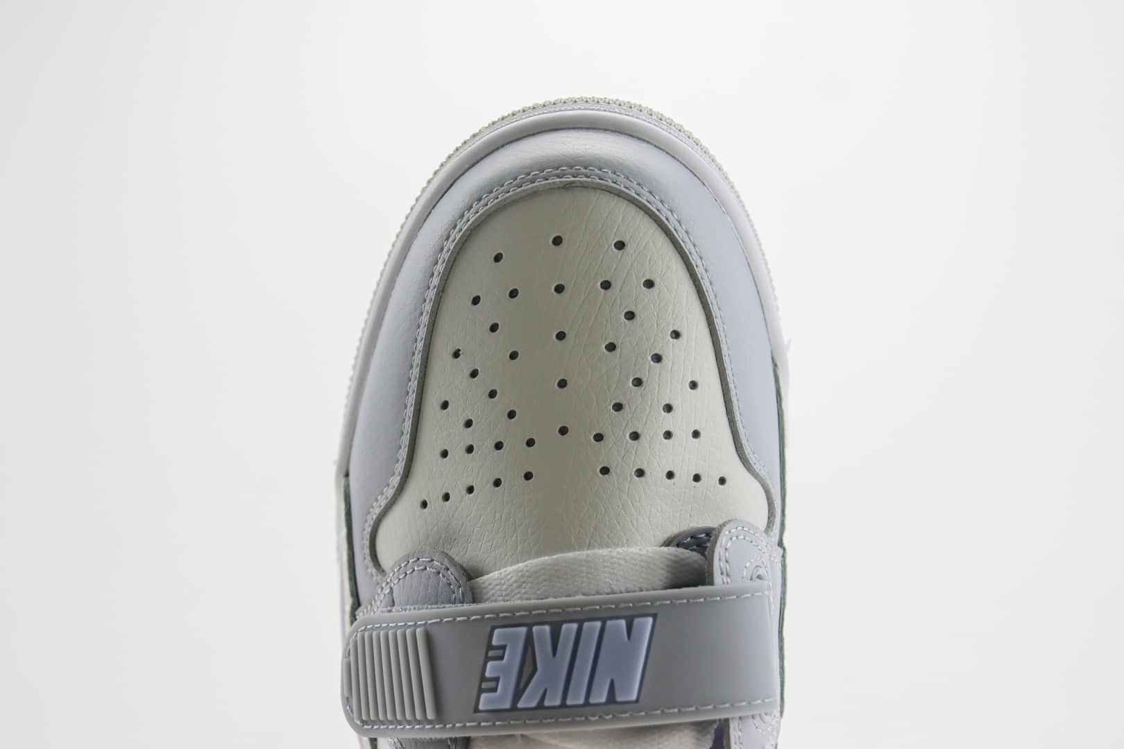 乔丹Air Jordan Legacy 312 Low纯原版本低帮AJ312白灰蓝三合一篮球鞋 莆田AJ货源 货号：HQ1190-101