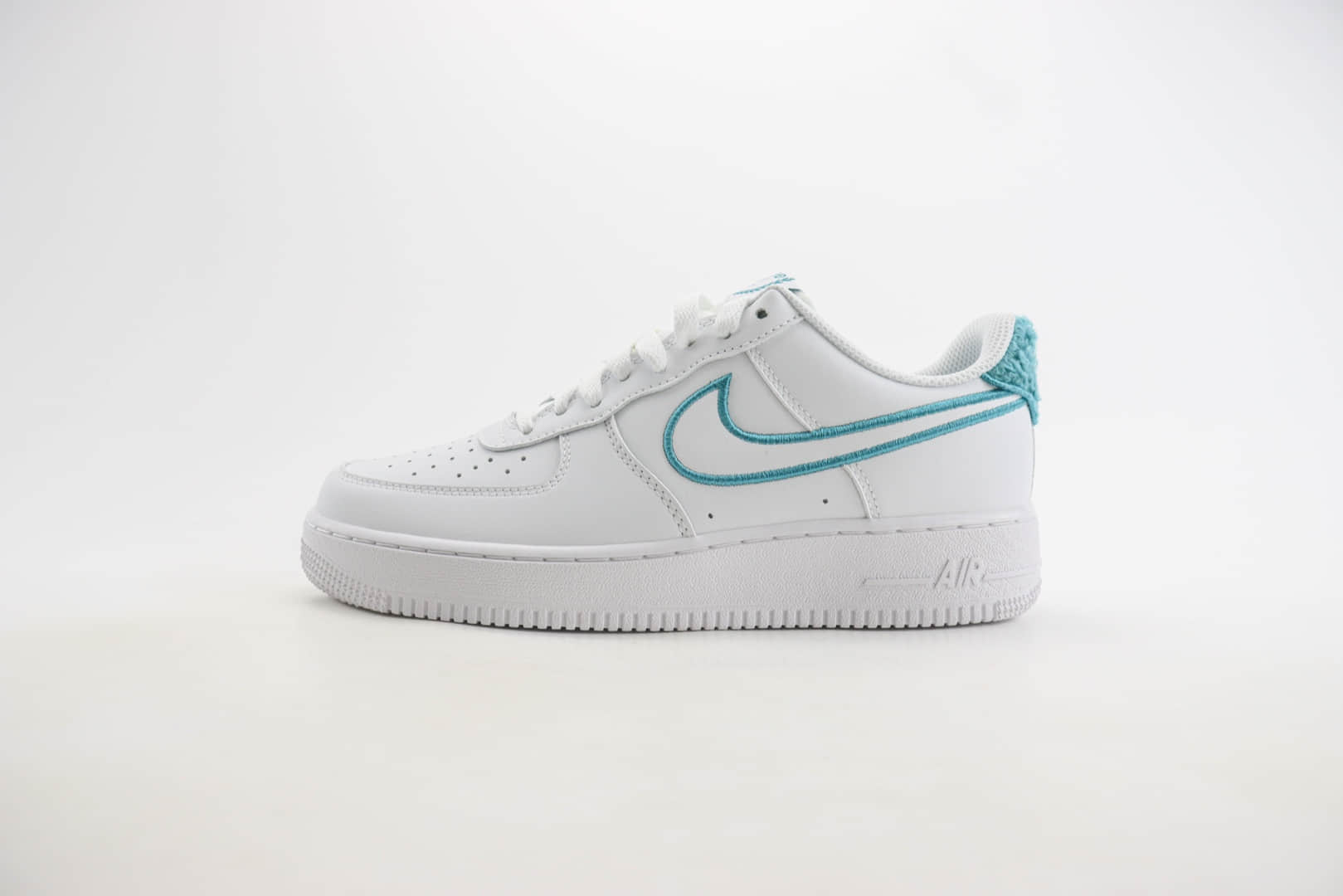 耐克Nike Air Force 1 '07 Low纯原版本低帮空军一号白绿勾配色板鞋 莆田空军一号系列批发 货号:FZ2008-100