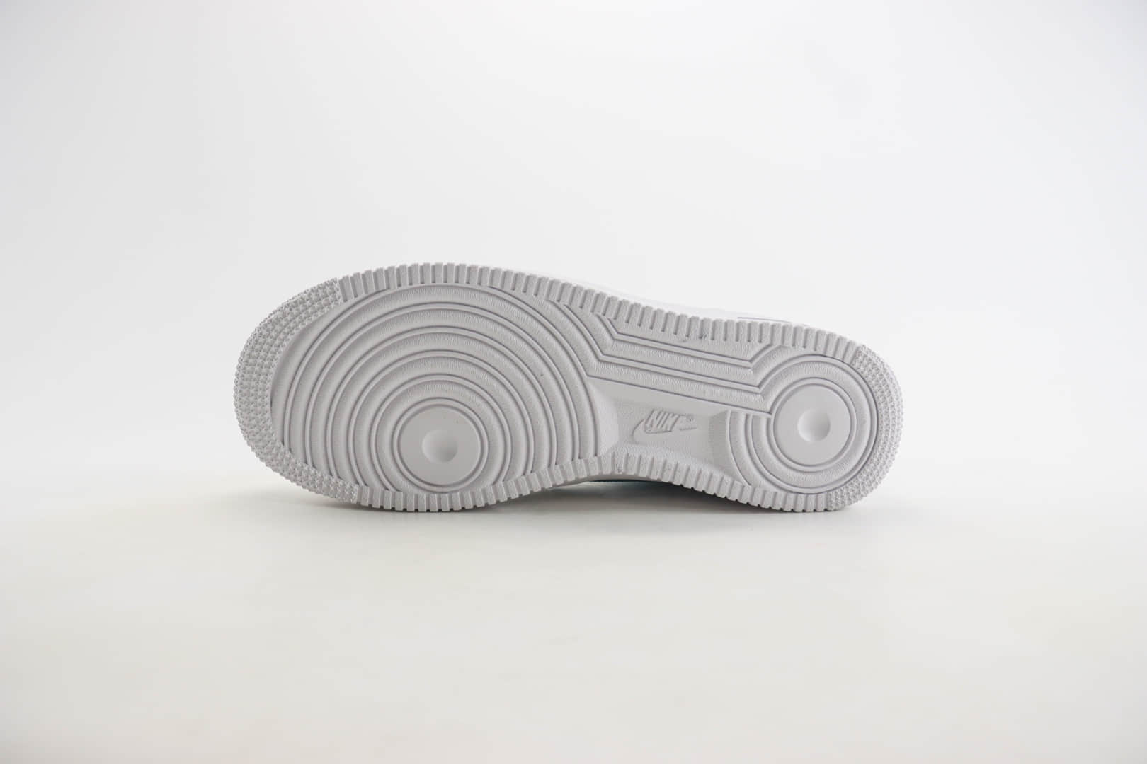 耐克Nike Air Force 1 '07 Low纯原版本低帮空军一号白绿勾配色板鞋 莆田空军一号系列批发 货号:FZ2008-100