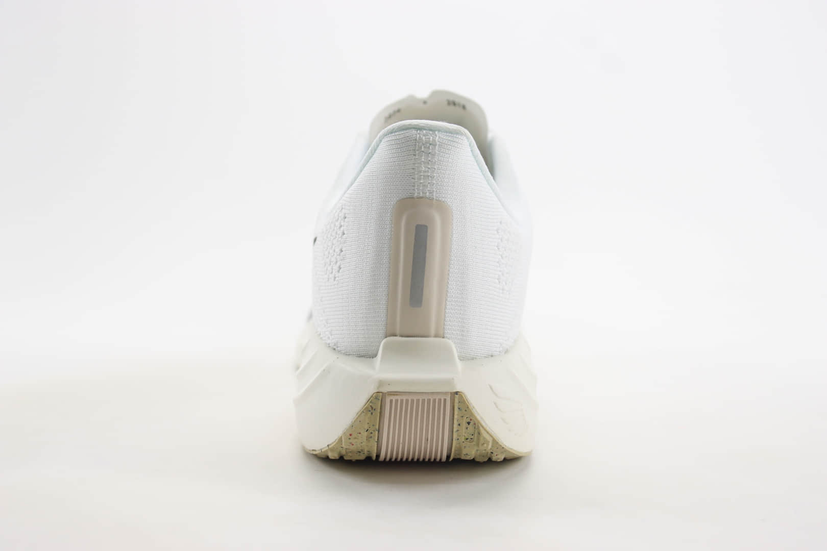 耐克Nike Air Zoom Pegasus Plus纯原版本飞马白黑运动跑鞋 莆田耐克代理 货号：FQ7262-100