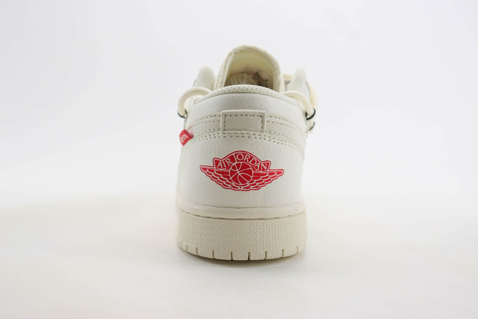 乔丹Air Jordan 1 Low纯原版本低帮AJ1米白色板鞋 莆田AJ货源 货号：SJ9950-017
