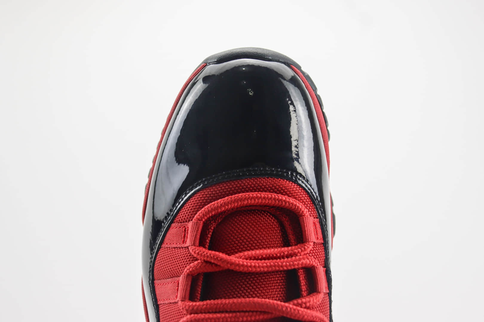 乔丹Air Jordan AJ11 Retro纯原版本高帮AJ11复刻黑红篮球鞋 莆田AJ球鞋 货号:CT8012-600 乔丹Air Jordan AJ11 Retro纯原版本高帮AJ11复刻黑红篮球鞋 莆田AJ球鞋 货号:CT8012-600