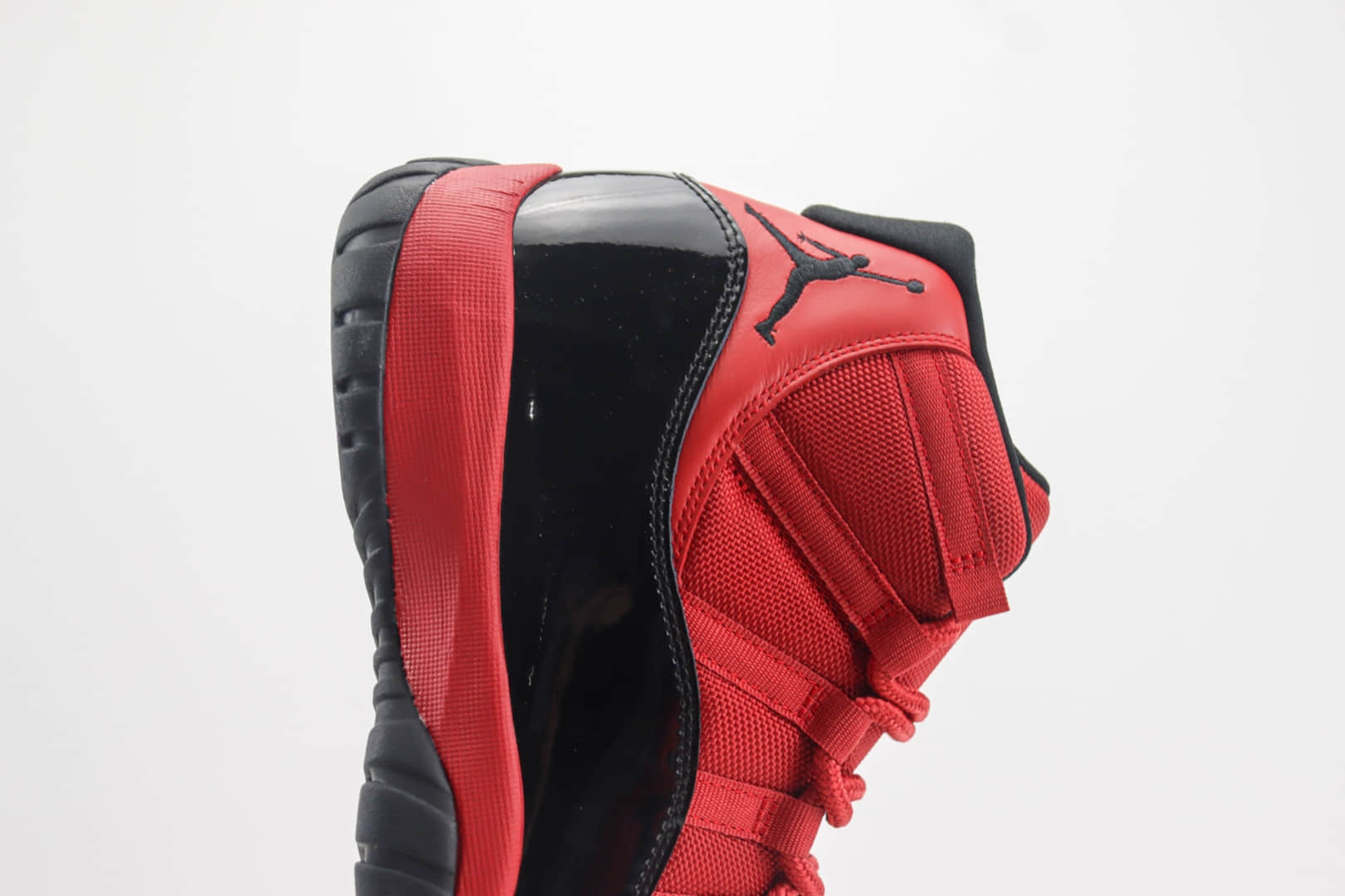 乔丹Air Jordan AJ11 Retro纯原版本高帮AJ11复刻黑红篮球鞋 莆田AJ球鞋 货号:CT8012-600 乔丹Air Jordan AJ11 Retro纯原版本高帮AJ11复刻黑红篮球鞋 莆田AJ球鞋 货号:CT8012-600