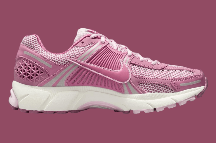 耐克复古跑鞋Zoom Vomero 5新配色曝光！甜美树莓粉！ 货号：FJ2028-600