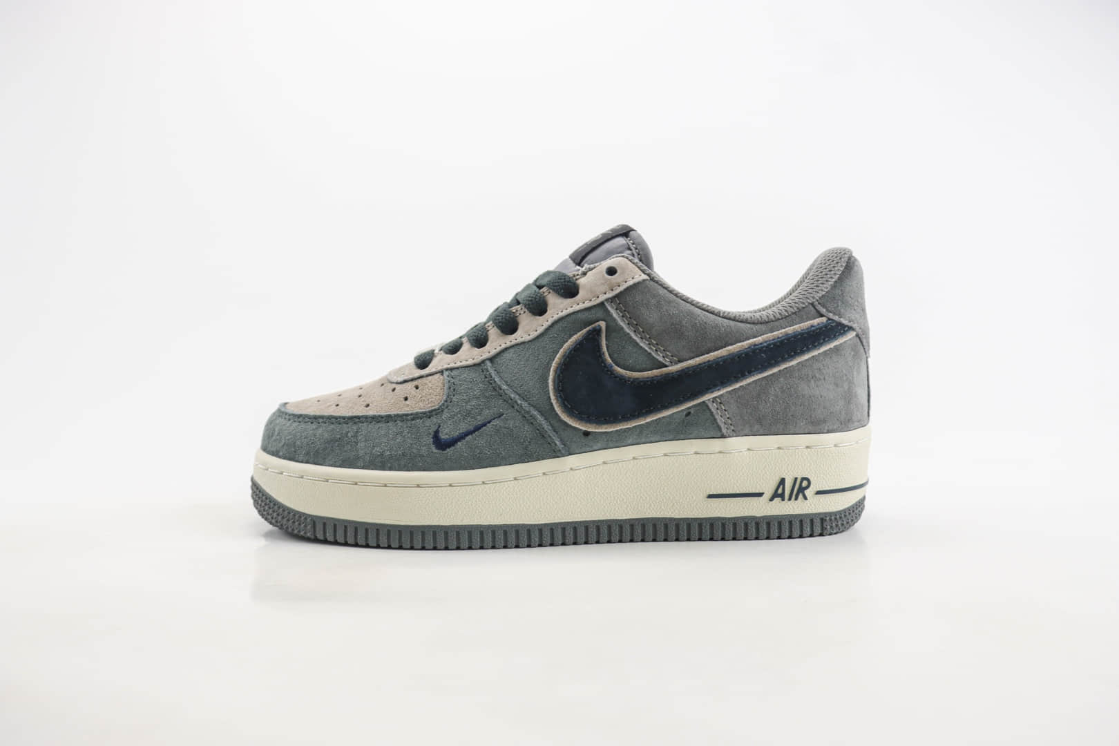 耐克Nike Air Force 1 Low纯原版本空军一号麂皮灰AF1数字8低帮板鞋 莆田天花板AF1 货号:YD2425-808