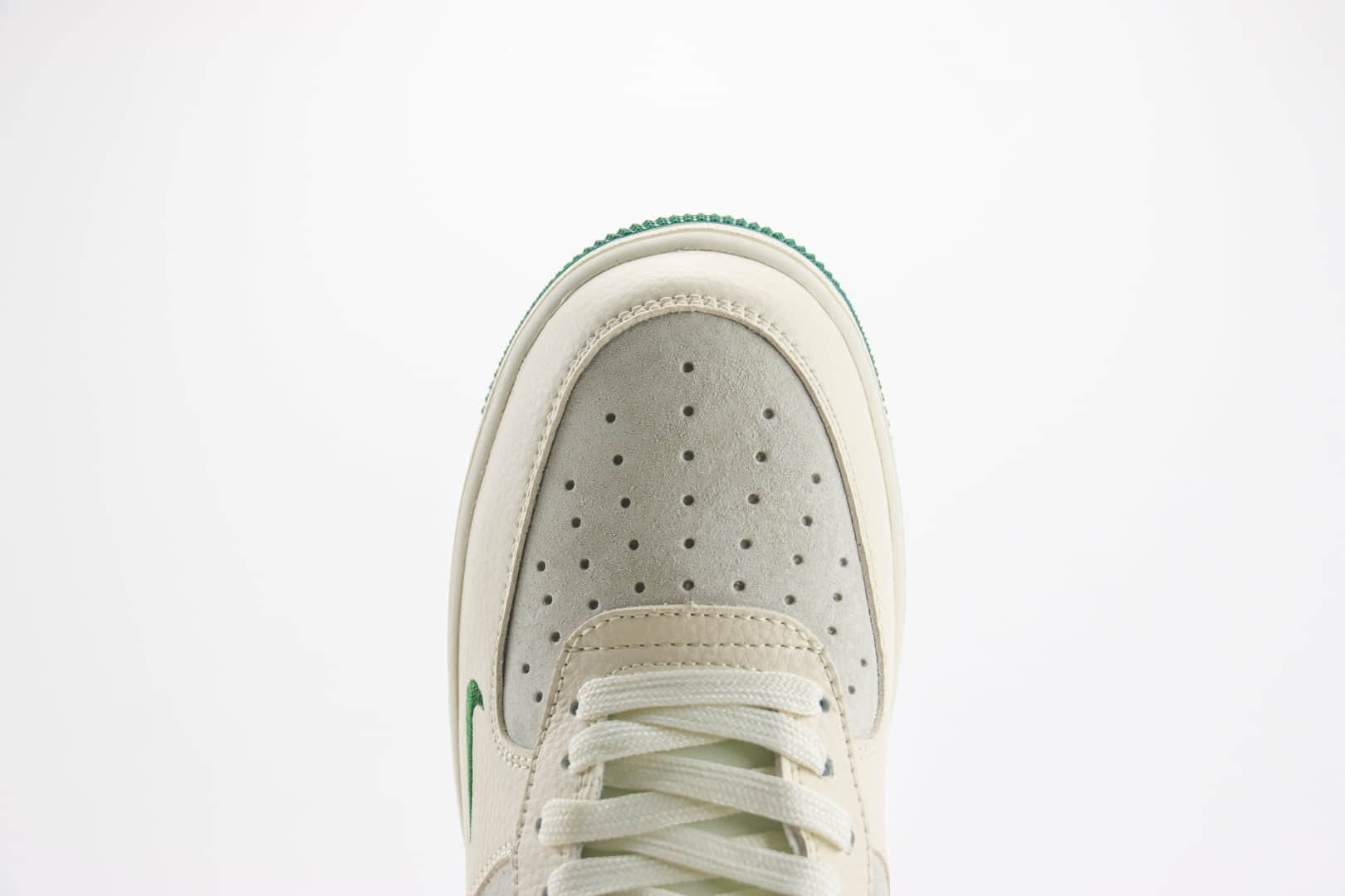 耐克Nike Air Force 1'07 Low“Christmas”纯原版本空军一号AF1圣诞节限定低帮休闲运动板鞋 莆田耐克工厂 货号:DF0188-034