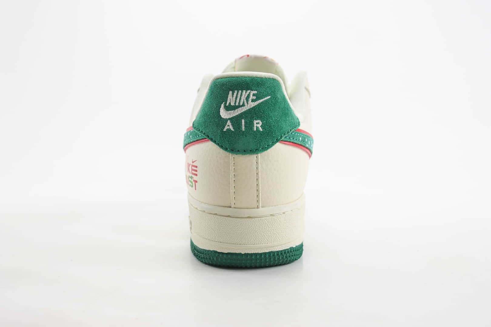 耐克Nike Air Force 1'07 Low“Christmas”纯原版本空军一号AF1圣诞节限定低帮休闲运动板鞋 莆田耐克工厂 货号:DF0188-034