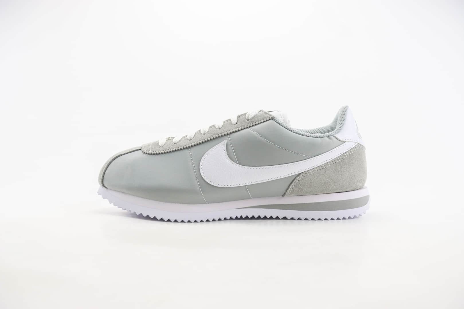 耐克Nike Classic Cortez Leather纯原版本阿甘系列灰白慢跑鞋 莆田耐克货源 货号：HF0263-002