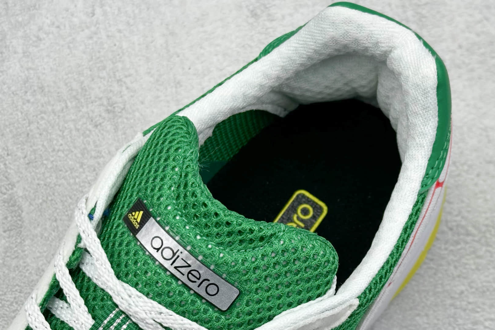 阿迪达斯adidas originals Neftenga纯原版本红黄绿马拉松网面超轻透气跑步鞋 莆田阿迪达斯货源 货号：JI0494