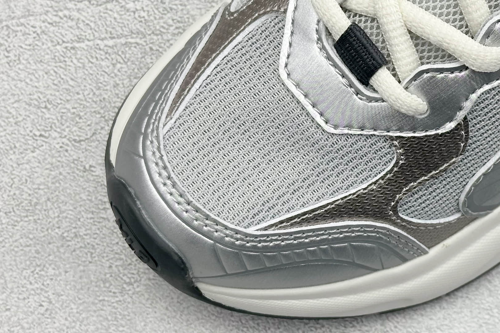 洋基队MLB Speed Runner纯原版本银灰色厚底老爹低帮休闲运动慢跑鞋 莆田复刻鞋货源 货号：3ARNA065N