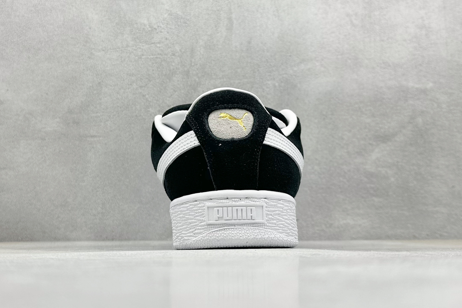 彪马Puma Suede XL纯原版本黑白金标防滑低帮板鞋 莆田彪马货源 货号：395205-02