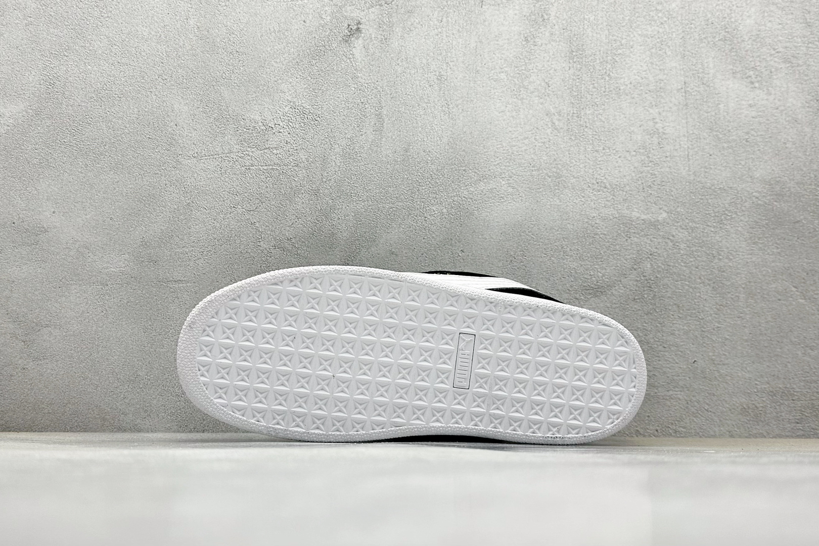 彪马Puma Suede XL纯原版本黑白金标防滑低帮板鞋 莆田彪马货源 货号：395205-02