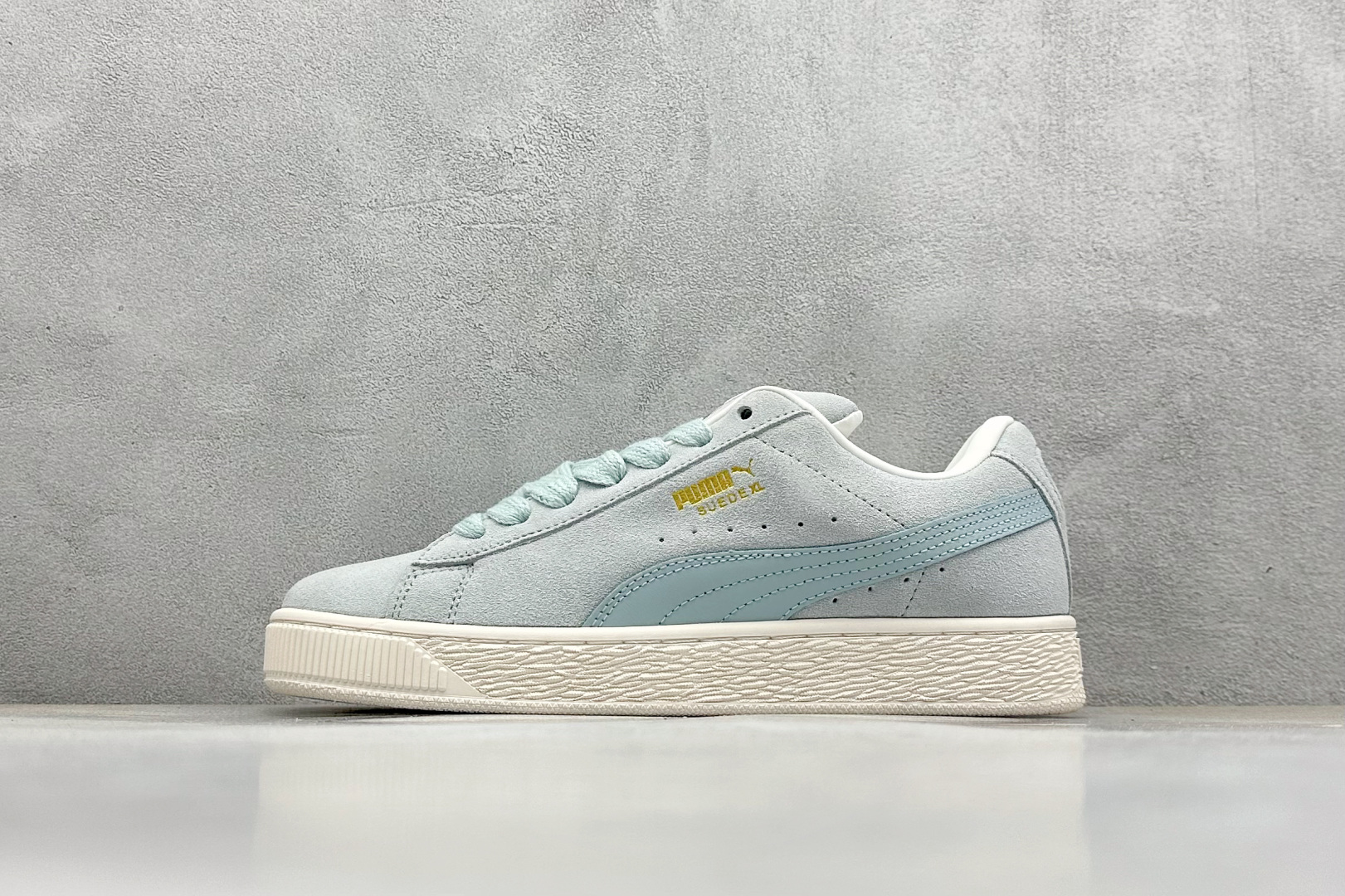彪马Puma Suede XL纯原版本浅蓝色金标防滑低帮板鞋 莆田复刻鞋货源 货号:395205-10