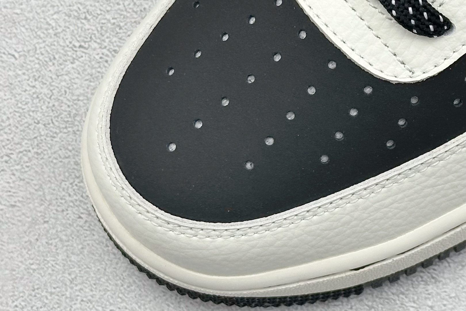 耐克FOD x Nike Air Force 1'07 Low纯原版本空军一号AF1白灰黑七彩镭射钩板鞋 莆田耐克货源 货号:LW9279-011