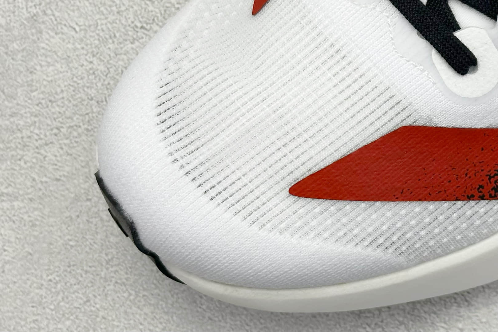 阿迪达斯adidas Adizero Evo SL纯原版本白黑红超轻透气缓震跑鞋 莆田耐克货源 货号：JQ4569