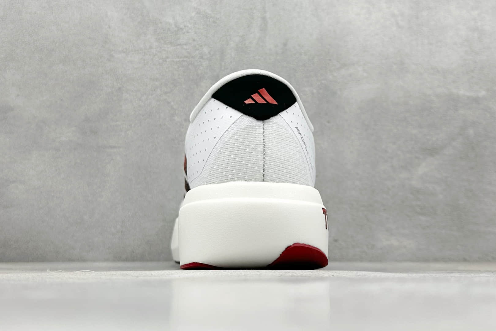 阿迪达斯adidas Adizero Evo SL纯原版本白黑红超轻透气缓震跑鞋 莆田耐克货源 货号：JQ4569