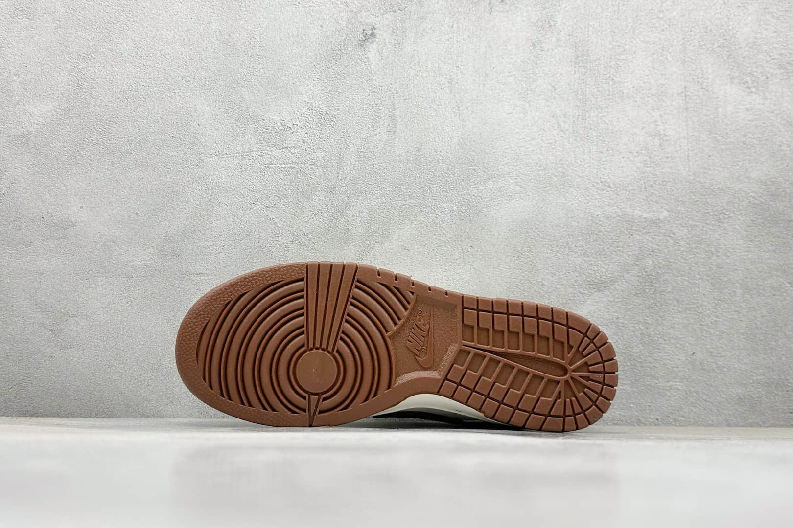 耐克Louis Vuitton x Nike SB Dunk Low纯原版本路易威登联名SB Dunk咖啡牛仔LV板鞋 莆田耐克代理 货号:SC9772-806