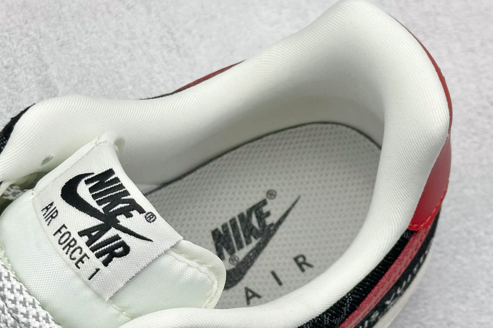 耐克Nike Air Force 1'07 Low纯原版本空军一号LV联名AF1白红黑牛仔板鞋 莆田耐克货源 货号：ZD1988-002