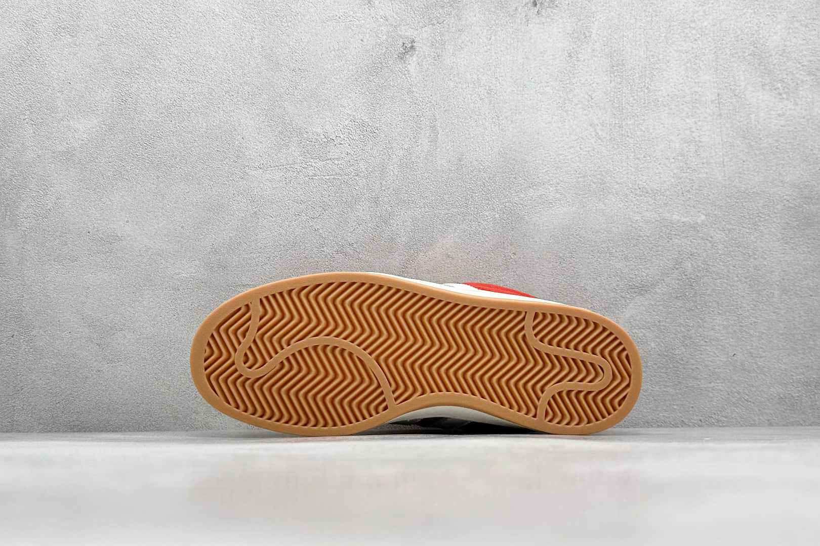 阿迪达斯adidas Originals Campus 00s纯原版本红白色面包鞋运动板鞋 莆田阿迪达斯货源 货号：H03474