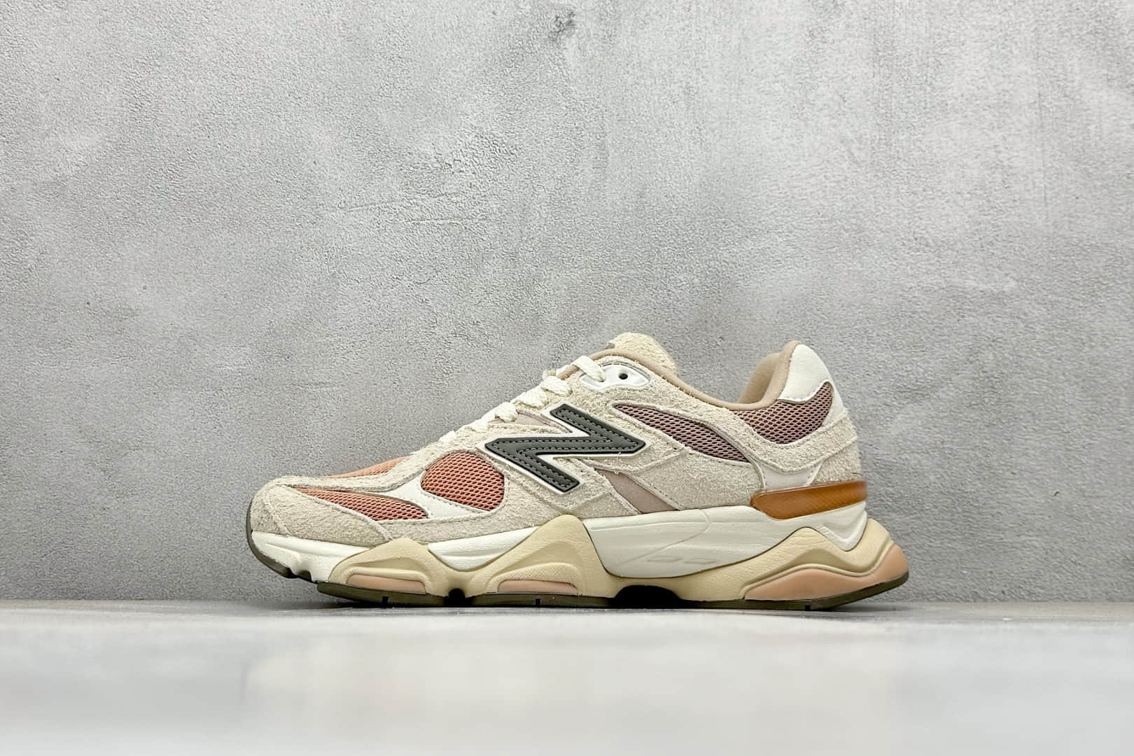 新百伦New Balance 9060纯原版本NB9060棕橘色复古慢跑鞋 莆田新百伦货源 货号:U9060CWF