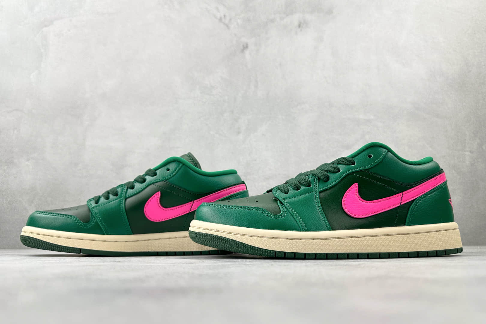 乔丹Air Jordan 1 Low纯原版本低帮AJ1“西瓜”绿粉色篮球鞋 莆田AJ货源 货号:DC0774-300