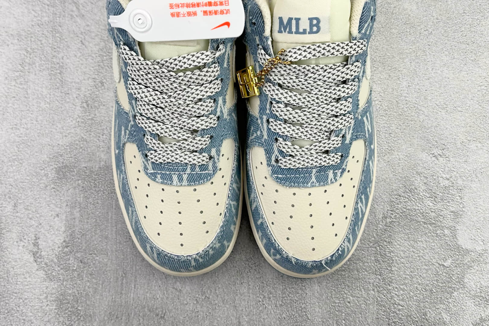 耐克NIke Air Force 1 '07 Low纯原版本MLB联名AF1蓝白色丹宁牛仔板鞋 莆田耐克货源 货号：DD1982-306