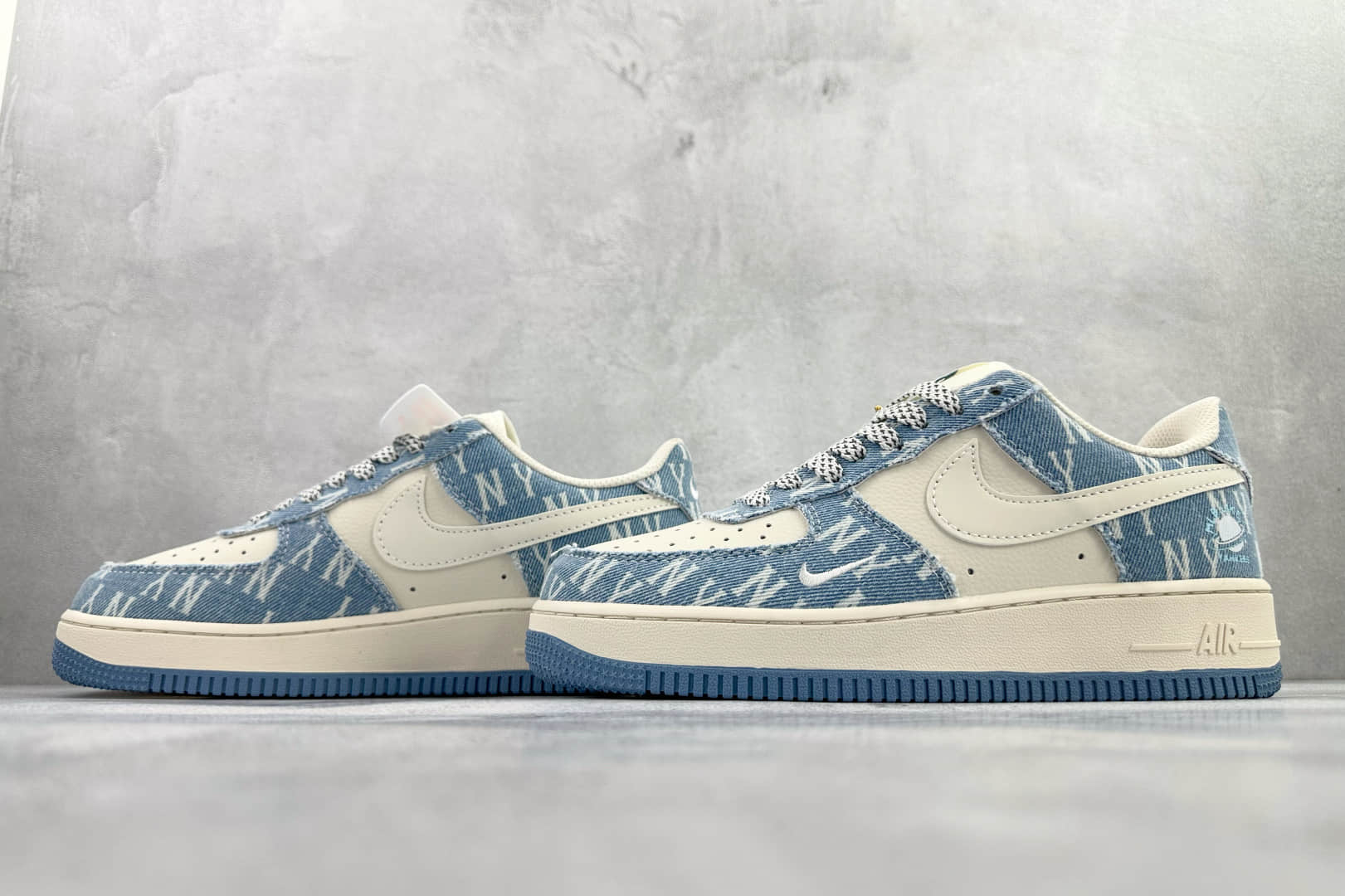 耐克NIke Air Force 1 '07 Low纯原版本MLB联名AF1蓝白色丹宁牛仔板鞋 莆田耐克货源 货号：DD1982-306