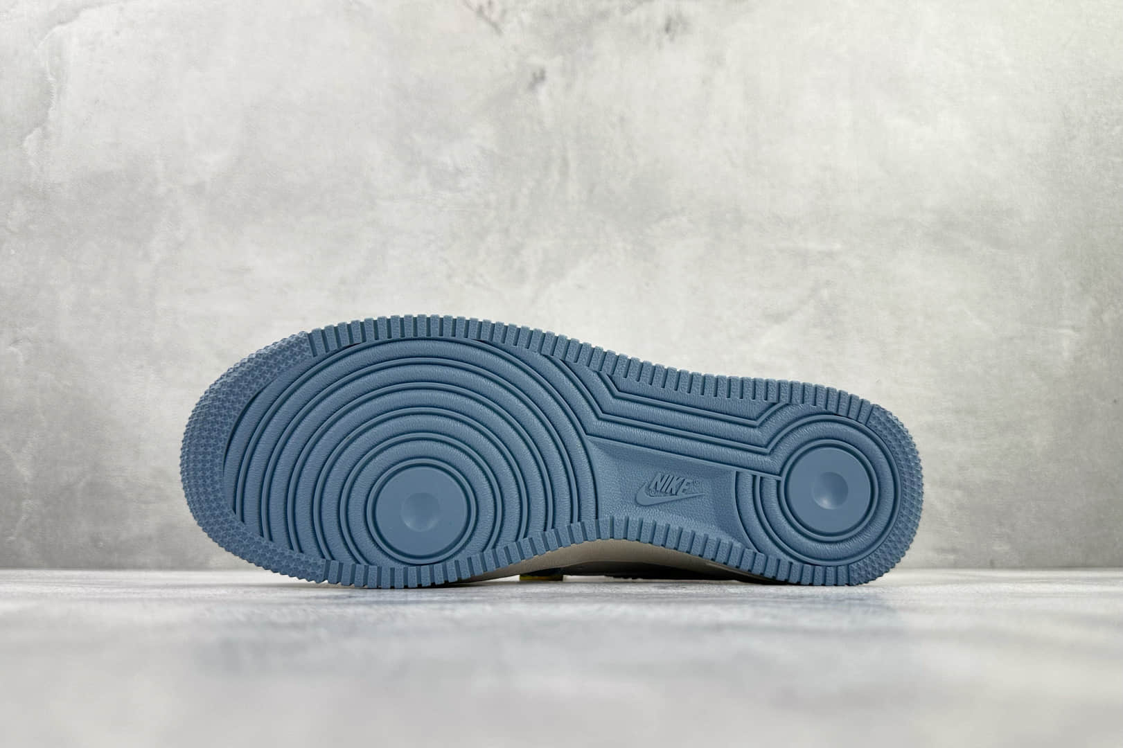 耐克NIke Air Force 1 '07 Low纯原版本MLB联名AF1蓝白色丹宁牛仔板鞋 莆田耐克货源 货号：DD1982-306