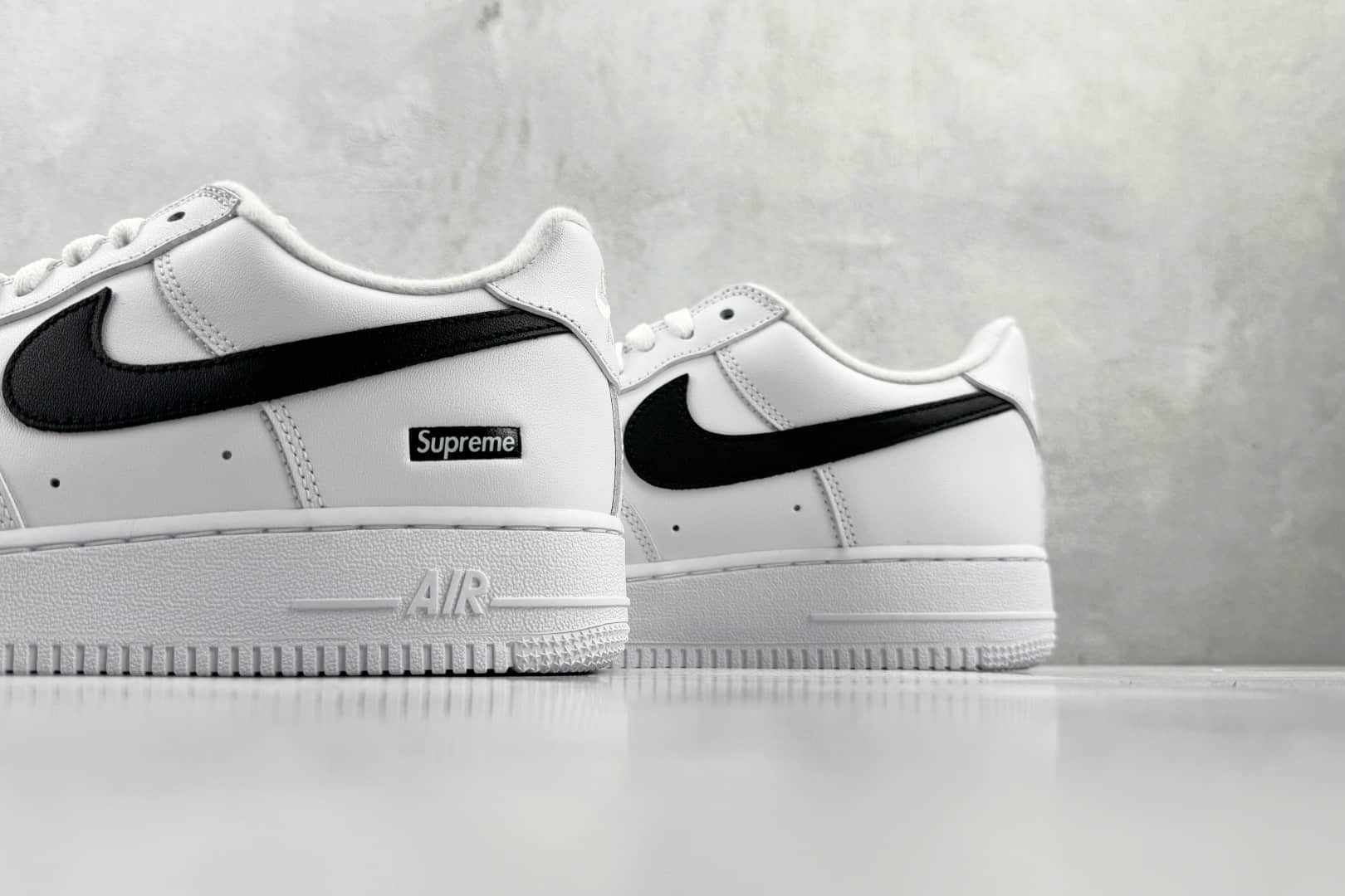 耐克Supreme x Nike Air Force 1 Low SP纯原版本Supreme联名AF1空军一号白黑勾低帮运动板鞋 莆田耐克代理 货号:CU9225-102