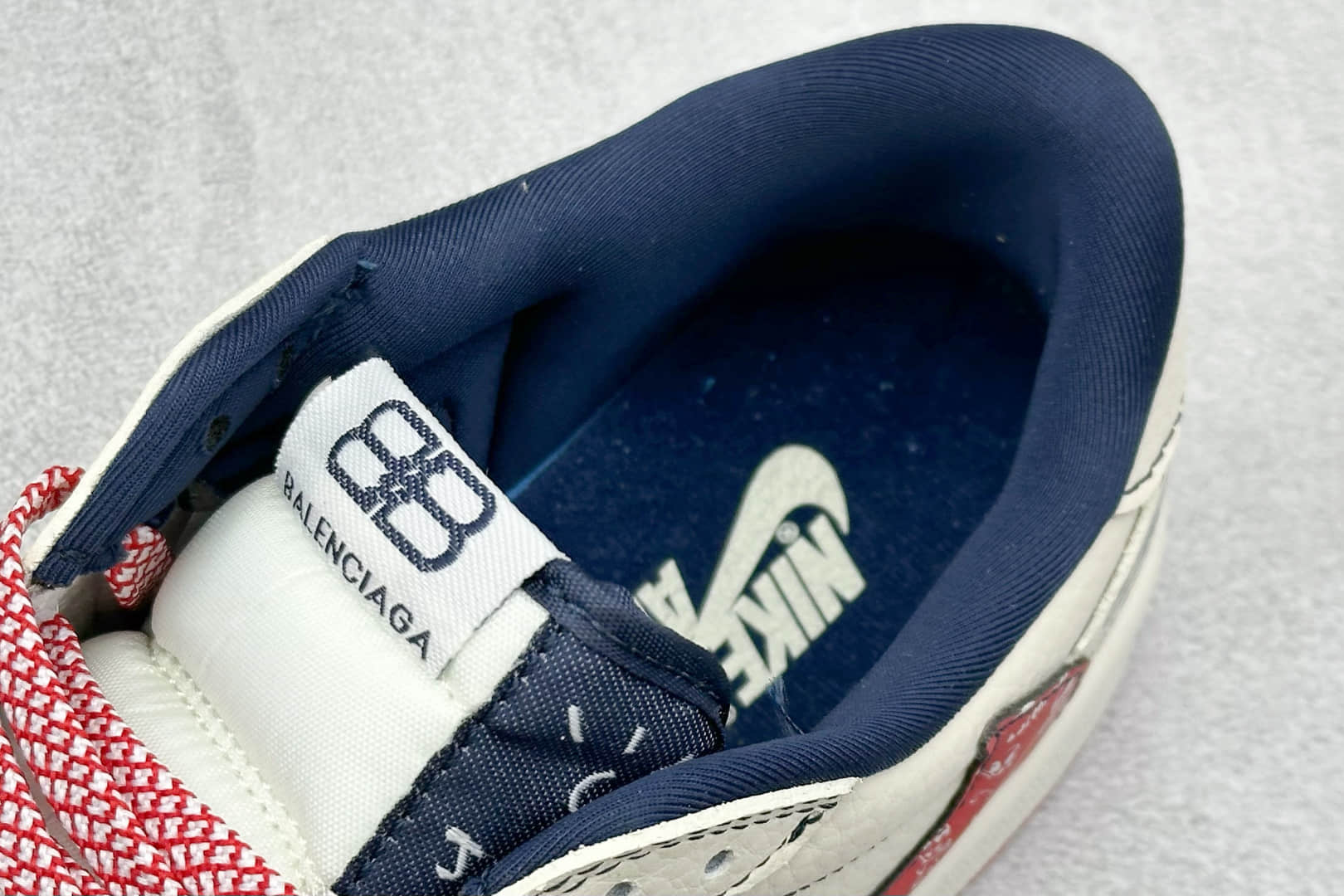 乔丹Balenciaga x Air Jordan 1 Low纯原版本巴黎世家联名AJ1定制配色倒钩板鞋 莆田AJ批发 货号：DS2025-001