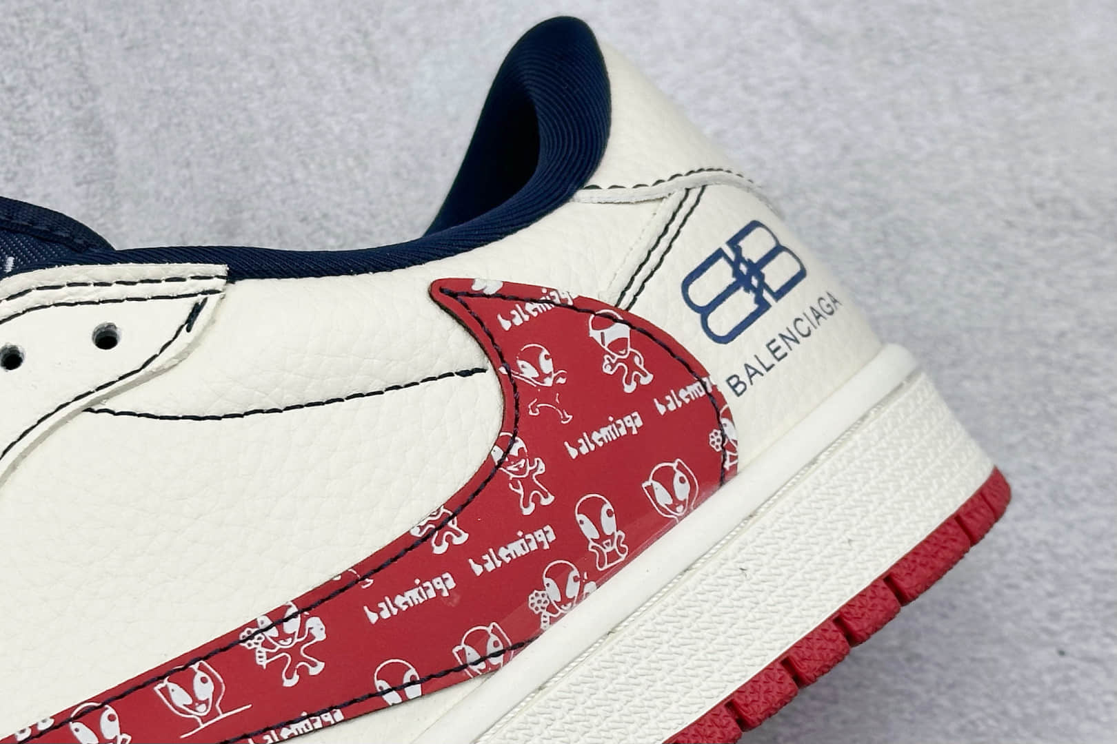 乔丹Balenciaga x Air Jordan 1 Low纯原版本巴黎世家联名AJ1定制配色倒钩板鞋 莆田AJ批发 货号：DS2025-001