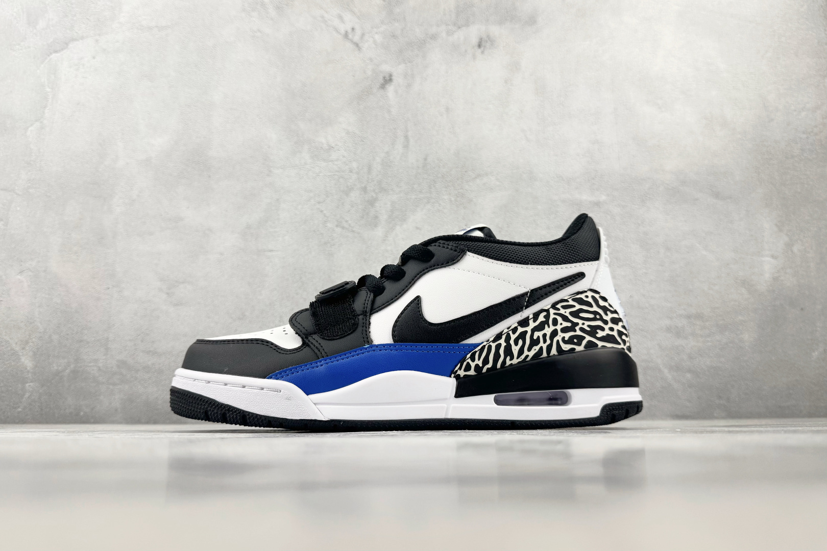 乔丹Jordan Legacy 312 白黑蓝 纯原版本 实拍图 1